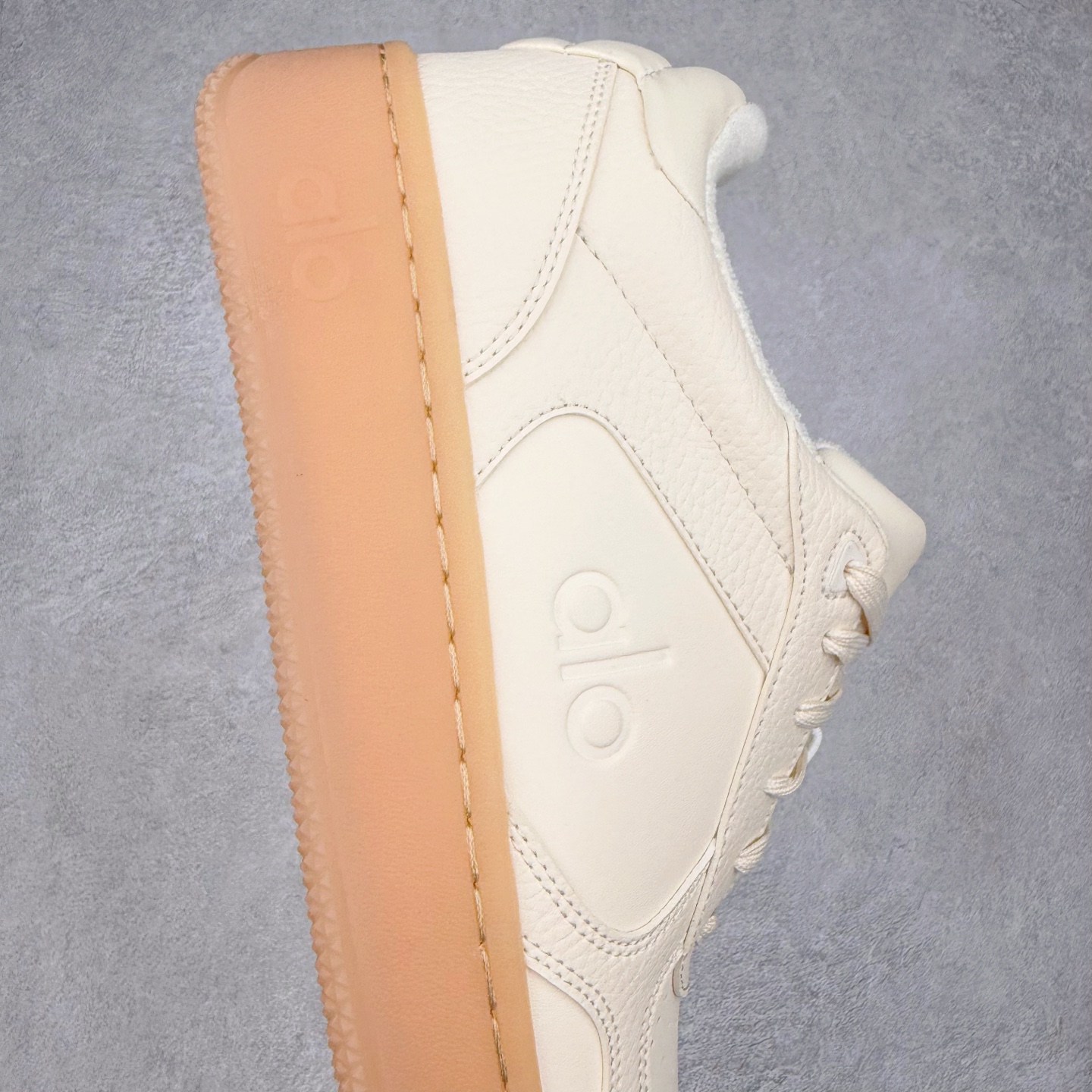 图片[6]-＃M纯原 Alo yoga Alo Recovery Mode 舒适百搭防滑耐磨低帮板鞋 易梦玲 Jisoo智秀等多位明星同款上脚主打各大平台外贸主推大厂采购原材料多处细节一步到位生产细节 一款随意搭配的都好看的鞋子alo采用增高4cm 春夏秋冬四季款舒适简约板鞋 TPU防滑耐磨鞋底 尺码：36 36.5 37 37.5 38 38.5 39 40 41 41.5 42 42.5 43 44 45-选品中心