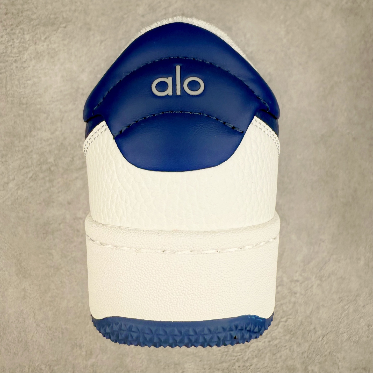 图片[8]-＃M纯原 Alo yoga Alo Recovery Mode 舒适百搭防滑耐磨低帮板鞋 易梦玲 Jisoo智秀等多位明星同款上脚主打各大平台外贸主推大厂采购原材料多处细节一步到位生产细节 一款随意搭配的都好看的鞋子alo采用增高4cm 春夏秋冬四季款舒适简约板鞋 TPU防滑耐磨鞋底 尺码：36 36.5 37 37.5 38 38.5 39 40 41 41.5 42 42.5 43 44 45-选品中心