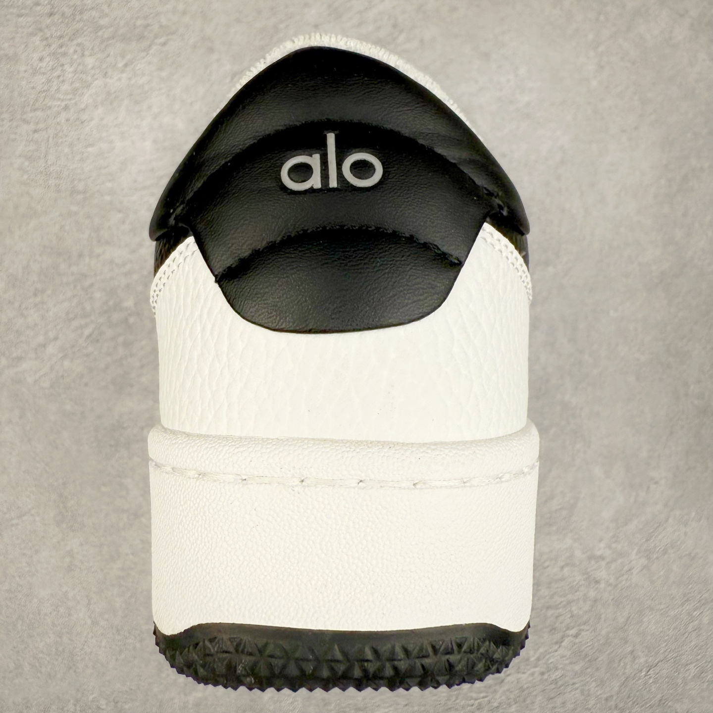 图片[8]-＃M纯原 Alo yoga Alo Recovery Mode 舒适百搭防滑耐磨低帮板鞋 易梦玲 Jisoo智秀等多位明星同款上脚主打各大平台外贸主推大厂采购原材料多处细节一步到位生产细节 一款随意搭配的都好看的鞋子alo采用增高4cm 春夏秋冬四季款舒适简约板鞋 TPU防滑耐磨鞋底 尺码：36 36.5 37 37.5 38 38.5 39 40 41 41.5 42 42.5 43 44 45-选品中心