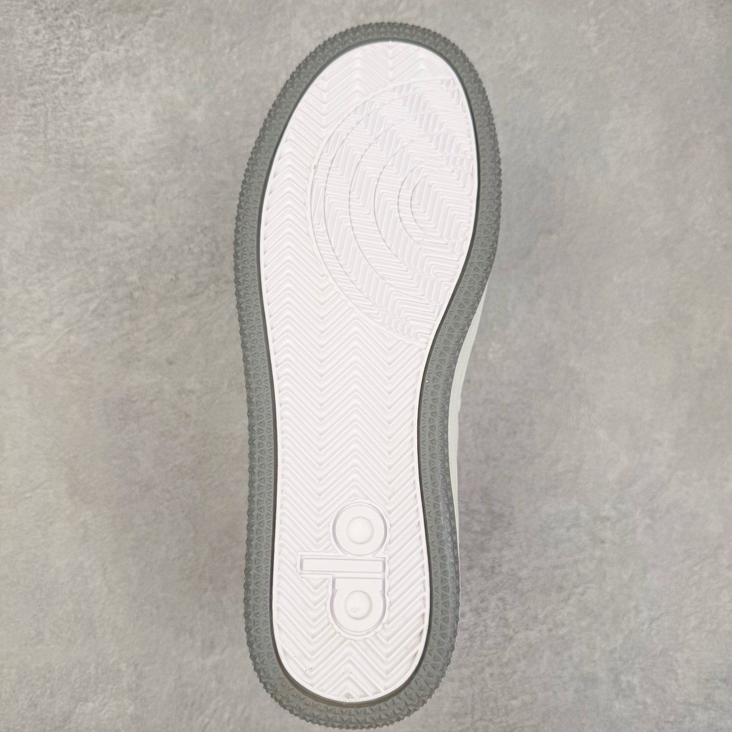 图片[9]-＃M纯原 Alo yoga Alo Recovery Mode 舒适百搭防滑耐磨低帮板鞋 易梦玲 Jisoo智秀等多位明星同款上脚主打各大平台外贸主推大厂采购原材料多处细节一步到位生产细节 一款随意搭配的都好看的鞋子alo采用增高4cm 春夏秋冬四季款舒适简约板鞋 TPU防滑耐磨鞋底 尺码：36 36.5 37 37.5 38 38.5 39 40 41 41.5 42 42.5 43 44 45-选品中心