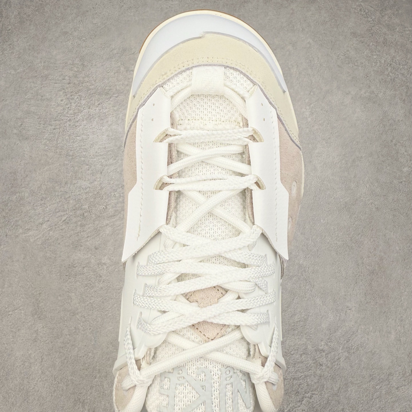 图片[4]-＃神版 Sacai x NK Zegamadome SP 联名款舒适防滑耐磨低帮生活休闲鞋 HQ8618-100 整双鞋采用了 Zoom X 缓震科技和 Vibram 外底 在保证舒适度的同时又兼顾了耐用性 并且提供了出色的抓地力 鞋面则是全新 ZoomX Zegama 科技 将网眼和绒面革材质融合而成的全新科技面料 兼顾透气性与耐用性 尺码：36 36.5 37.5 38 38.5 39 40 40.5 41 42 42.5 43 44 44.5 45 46-选品中心