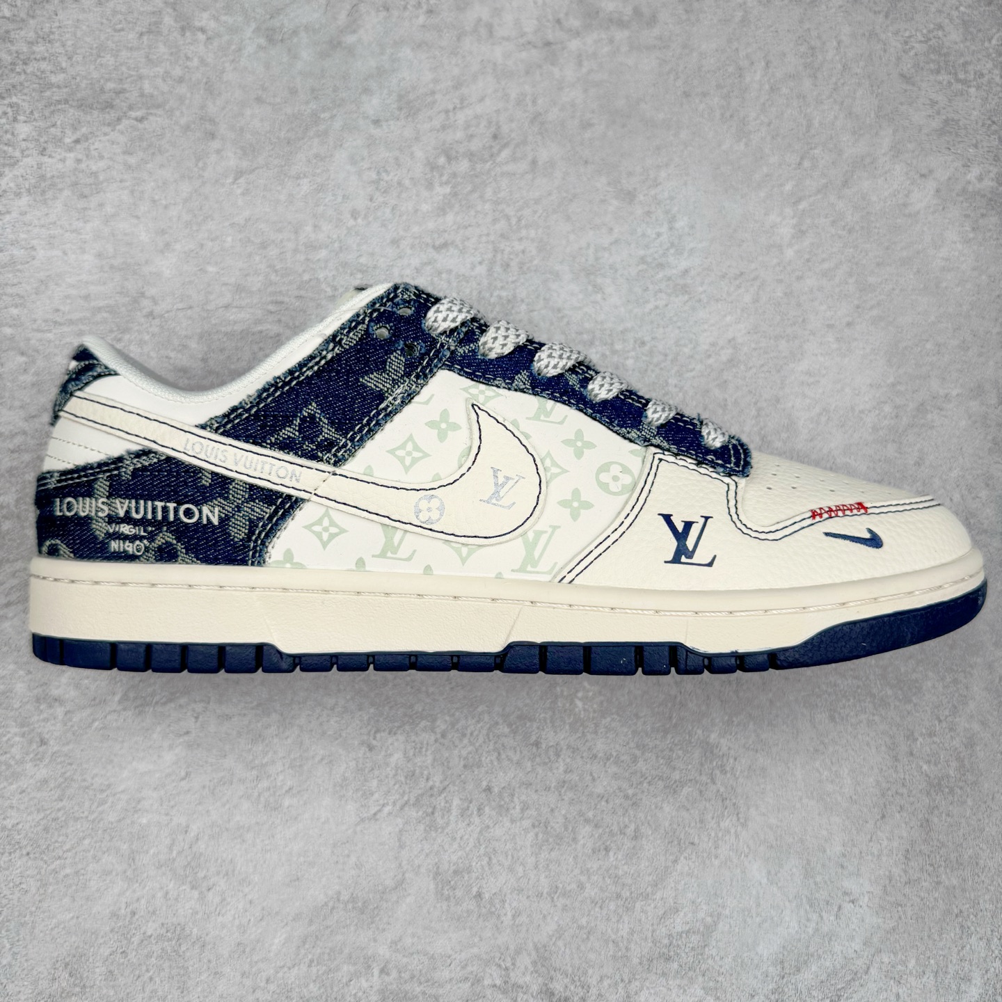 NK Dunk Low 定制配色 YX5866-375 大厂出品 极力推荐 原装头层材料 独家版型蒸餾加工帶來的是更好的视觉和脚感体验大厂纯原品质出货 清洁度 电绣工艺 皮料切割干净无任何毛边 细节完美 实拍调校N版已经零色差零失真 百分百还原实物色彩所见即所得 不存在货不对板色差等低级问题 选购参考实物拍摄 不混卖不参货 只用心做好货严格选品 承诺混一赔十 尺码：36 36.5 37.5 38 38.5 39 40 40.5 41 42 42.5 43 44 44.5 45-选品中心