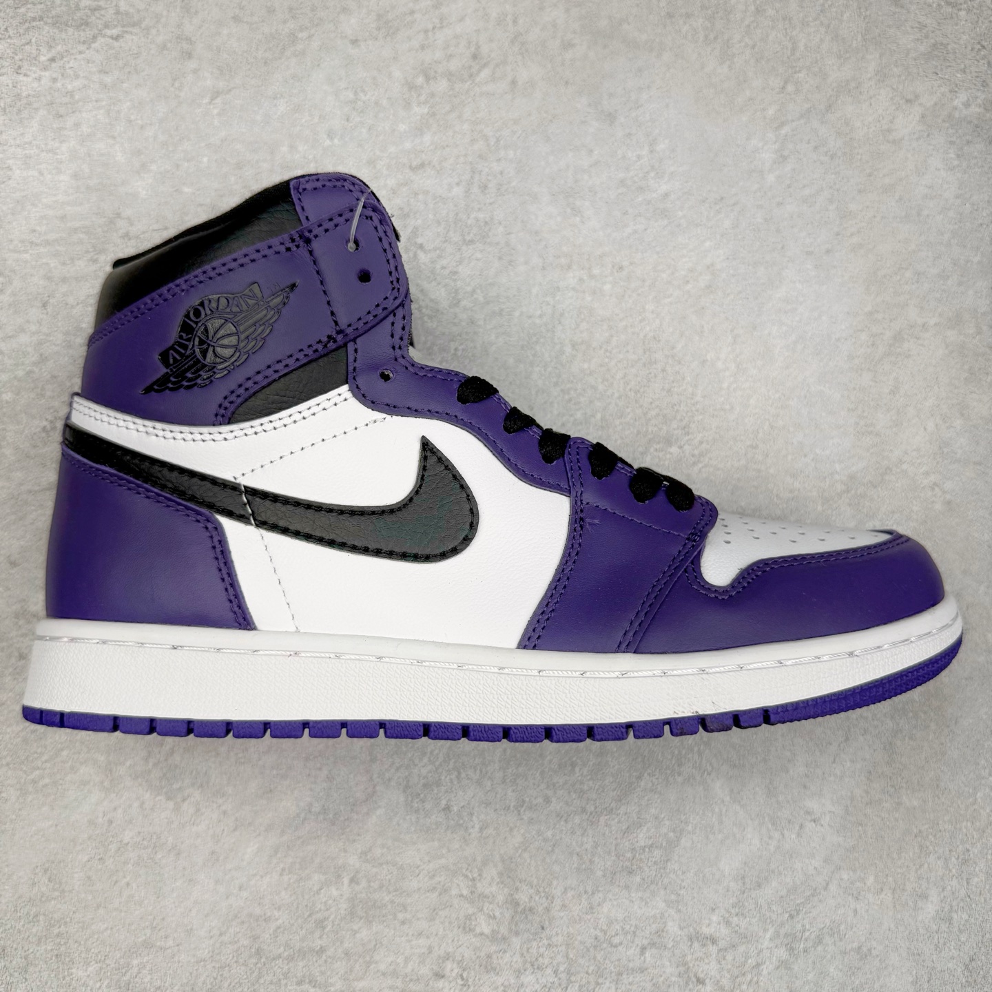 图片[6]-＃TG特价福利 Air Jordan AJ1 High 高帮全系列 性价比批次 原盒原配 大厂出品 原厂楦头纸板数据开发 鞋型公整不松垮 采购头层皮料冲裁 高整洁度 上脚原汁原味的公司货既视感 原底独立模具 中底四线拉帮完美走线 原模大底咬花 实拍调校N版已经零色差零失真 百分百还原实物色彩所见即所得 不存在货不对板色差等低级问题 选购参考实物拍摄 不混卖不参货 只用心做好货严格选品 承诺混一赔十 尺码：36 36.5 37.5 38 38.5 39 40 40.5 41 42 42.5 43 44 44.5 45 46 47.5-选品中心