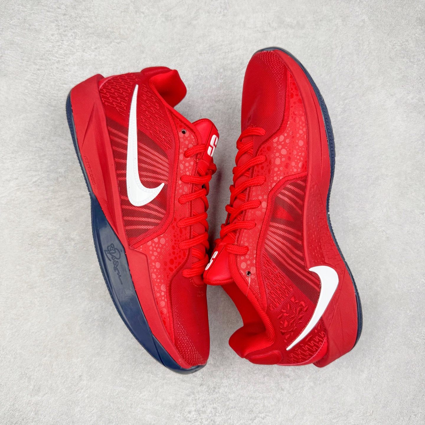 图片[3]-＃Max/灭世 NK Sabrina 2 萨布丽娜二代签名减震防滑低帮篮球鞋 红色 FZ1517-600 革新登场🌪🔝颠覆革新出货‼️缓震配置独家革新！实战属性直接拉满👊🏻实战天花板上限再度提升！实战亲测-性能体验吊打国产同价位鞋款 ⚫️前掌扇形zoom➕增配中足抗扭片➕增配后掌马蹄ZOOM气垫（正品仅配置前掌扇形zoom） 完美解决 正品抗扭不足问题 ⚫️采用科比5代鞋楦以及龙骨数据打造！前后落差仅6mm！小科5实至名归！ ⚫️鞋身➕鞋头增配高频补强层，提升鞋头以及脚踝支撑性 ⚫️鞋垫采用高弹缓震垫材质-磨合一场直接贴合脚型☑️ ⚫️外底加厚2mm，升级止滑配方，磨合一次，抓地原地起飞 后卫旗舰有且只在灭世纯原（支持市场任意货品正面PK） 真材实料，肉眼可见！革新升级绝非空穴来风！灭世纯原内外兼修，用态度诠释最强实战货品👊🏻 尺码：39-46（尺码建议：标准亚洲楦 无需大半码）-选品中心