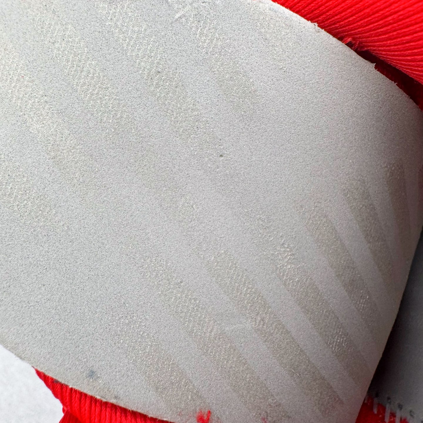 图片[10]-＃Max/灭世 NK Sabrina 2 萨布丽娜二代签名减震防滑低帮篮球鞋 红色 FZ1517-600 革新登场🌪🔝颠覆革新出货‼️缓震配置独家革新！实战属性直接拉满👊🏻实战天花板上限再度提升！实战亲测-性能体验吊打国产同价位鞋款 ⚫️前掌扇形zoom➕增配中足抗扭片➕增配后掌马蹄ZOOM气垫（正品仅配置前掌扇形zoom） 完美解决 正品抗扭不足问题 ⚫️采用科比5代鞋楦以及龙骨数据打造！前后落差仅6mm！小科5实至名归！ ⚫️鞋身➕鞋头增配高频补强层，提升鞋头以及脚踝支撑性 ⚫️鞋垫采用高弹缓震垫材质-磨合一场直接贴合脚型☑️ ⚫️外底加厚2mm，升级止滑配方，磨合一次，抓地原地起飞 后卫旗舰有且只在灭世纯原（支持市场任意货品正面PK） 真材实料，肉眼可见！革新升级绝非空穴来风！灭世纯原内外兼修，用态度诠释最强实战货品👊🏻 尺码：39-46（尺码建议：标准亚洲楦 无需大半码）-选品中心