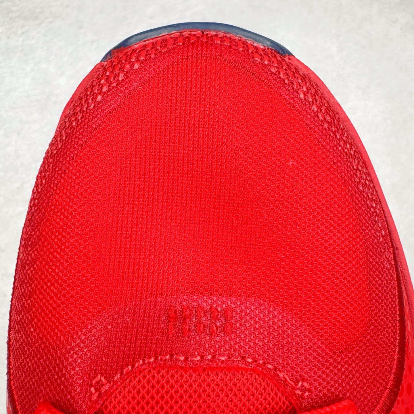 图片[14]-＃Max/灭世 NK Sabrina 2 萨布丽娜二代签名减震防滑低帮篮球鞋 红色 FZ1517-600 革新登场🌪🔝颠覆革新出货‼️缓震配置独家革新！实战属性直接拉满👊🏻实战天花板上限再度提升！实战亲测-性能体验吊打国产同价位鞋款 ⚫️前掌扇形zoom➕增配中足抗扭片➕增配后掌马蹄ZOOM气垫（正品仅配置前掌扇形zoom） 完美解决 正品抗扭不足问题 ⚫️采用科比5代鞋楦以及龙骨数据打造！前后落差仅6mm！小科5实至名归！ ⚫️鞋身➕鞋头增配高频补强层，提升鞋头以及脚踝支撑性 ⚫️鞋垫采用高弹缓震垫材质-磨合一场直接贴合脚型☑️ ⚫️外底加厚2mm，升级止滑配方，磨合一次，抓地原地起飞 后卫旗舰有且只在灭世纯原（支持市场任意货品正面PK） 真材实料，肉眼可见！革新升级绝非空穴来风！灭世纯原内外兼修，用态度诠释最强实战货品👊🏻 尺码：39-46（尺码建议：标准亚洲楦 无需大半码）-选品中心