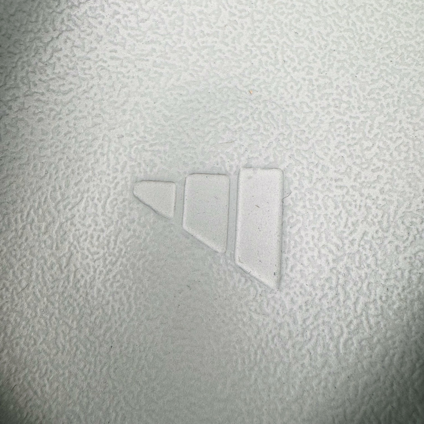 图片[12]-＃Lw纯原 YEEZY SLIDE 椰子拖鞋 绿色 ID5480 同源公司EVA粒子环保塑料 原厂指令配方 弹性卡色均保持原鞋一致 匠心打造 采用原厂进口MD全套模具打造 全套原楦头 鞋口弧度大小 鞋面色泽质感同步原鞋 LOGO内侧钢印清晰工整 原厂定制原标 同比ZP 符合人体设计 独家开发至48.5码 尺码：36 37 38 39 40.5 42 43 44.5 46 47 48.5-选品中心