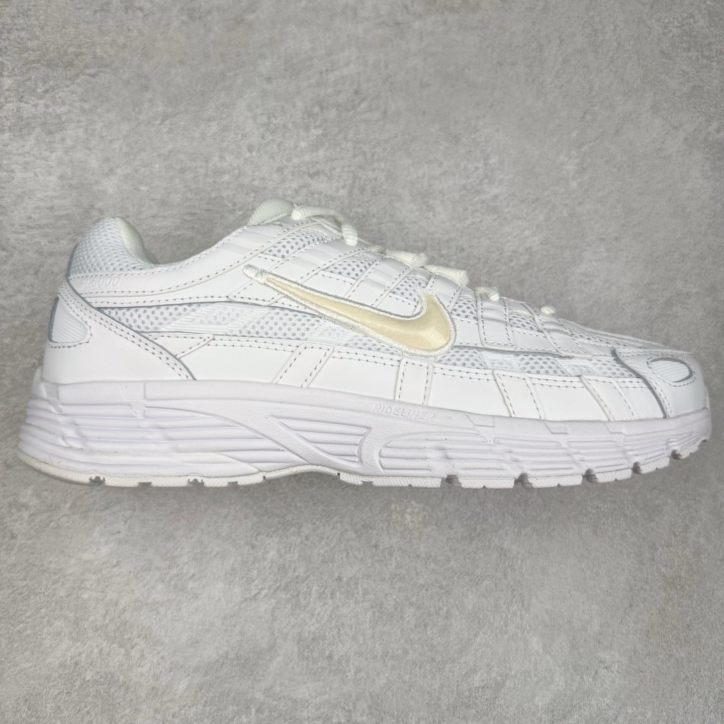 图片[6]-＃福利特价 NK P-6000 系列低帮复古老爹风休闲运动舒适慢跑鞋 融合 Pegasus 过往运动鞋设计 助力 21 世纪早期跑步运动跃升时尚新高度 采用透气网眼布、运动风格线条和耐穿覆面 兼具吸睛外观和舒适感受 中底泡绵以田径赛道为灵感 打造厚实设计 缔造出众缓震性能 尺码：36 36.5 37.5 38 38.5 39 40 40.5 41 42 42.5 43 44 44.5 45-选品中心