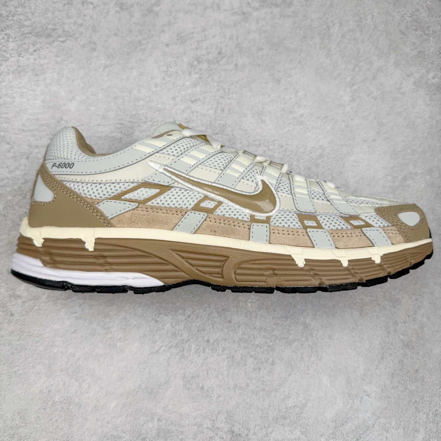 图片[8]-＃福利特价 NK P-6000 系列低帮复古老爹风休闲运动舒适慢跑鞋 融合 Pegasus 过往运动鞋设计 助力 21 世纪早期跑步运动跃升时尚新高度 采用透气网眼布、运动风格线条和耐穿覆面 兼具吸睛外观和舒适感受 中底泡绵以田径赛道为灵感 打造厚实设计 缔造出众缓震性能 尺码：36 36.5 37.5 38 38.5 39 40 40.5 41 42 42.5 43 44 44.5 45-选品中心