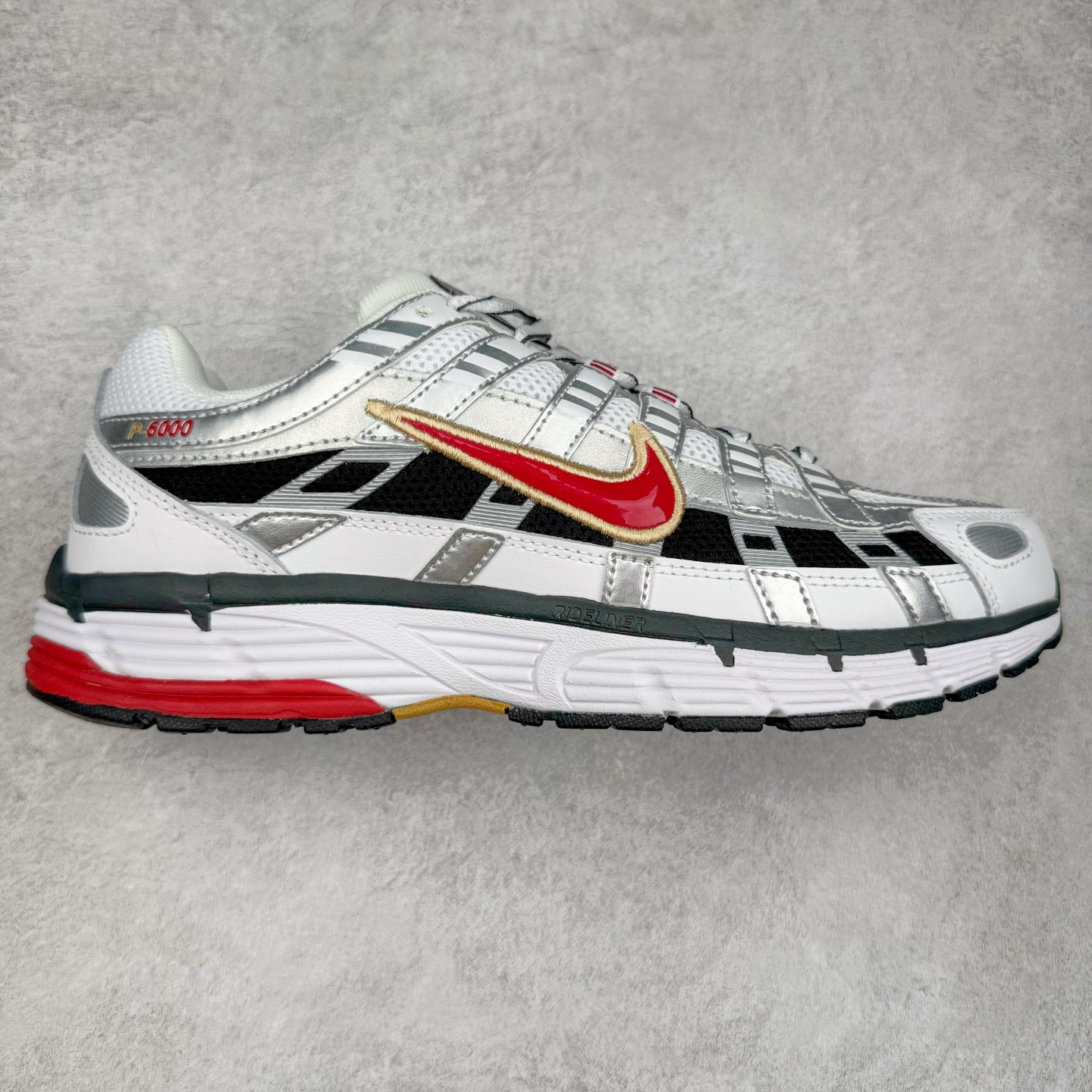 图片[9]-＃福利特价 NK P-6000 系列低帮复古老爹风休闲运动舒适慢跑鞋 融合 Pegasus 过往运动鞋设计 助力 21 世纪早期跑步运动跃升时尚新高度 采用透气网眼布、运动风格线条和耐穿覆面 兼具吸睛外观和舒适感受 中底泡绵以田径赛道为灵感 打造厚实设计 缔造出众缓震性能 尺码：36 36.5 37.5 38 38.5 39 40 40.5 41 42 42.5 43 44 44.5 45-选品中心