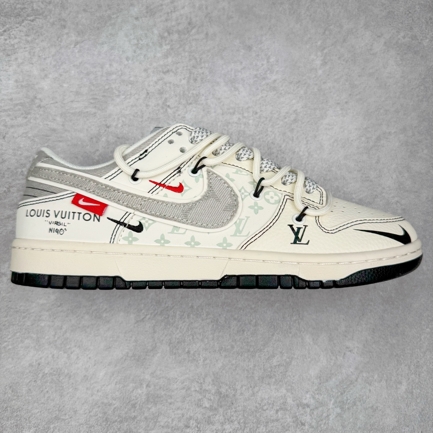 NK Dunk Low 定制配色 YX5066-379 大厂出品 极力推荐 原装头层材料 独家版型蒸餾加工帶來的是更好的视觉和脚感体验大厂纯原品质出货 清洁度 电绣工艺 皮料切割干净无任何毛边 细节完美 实拍调校N版已经零色差零失真 百分百还原实物色彩所见即所得 不存在货不对板色差等低级问题 选购参考实物拍摄 不混卖不参货 只用心做好货严格选品 承诺混一赔十 尺码：36 36.5 37.5 38 38.5 39 40 40.5 41 42 42.5 43 44 44.5 45-选品中心