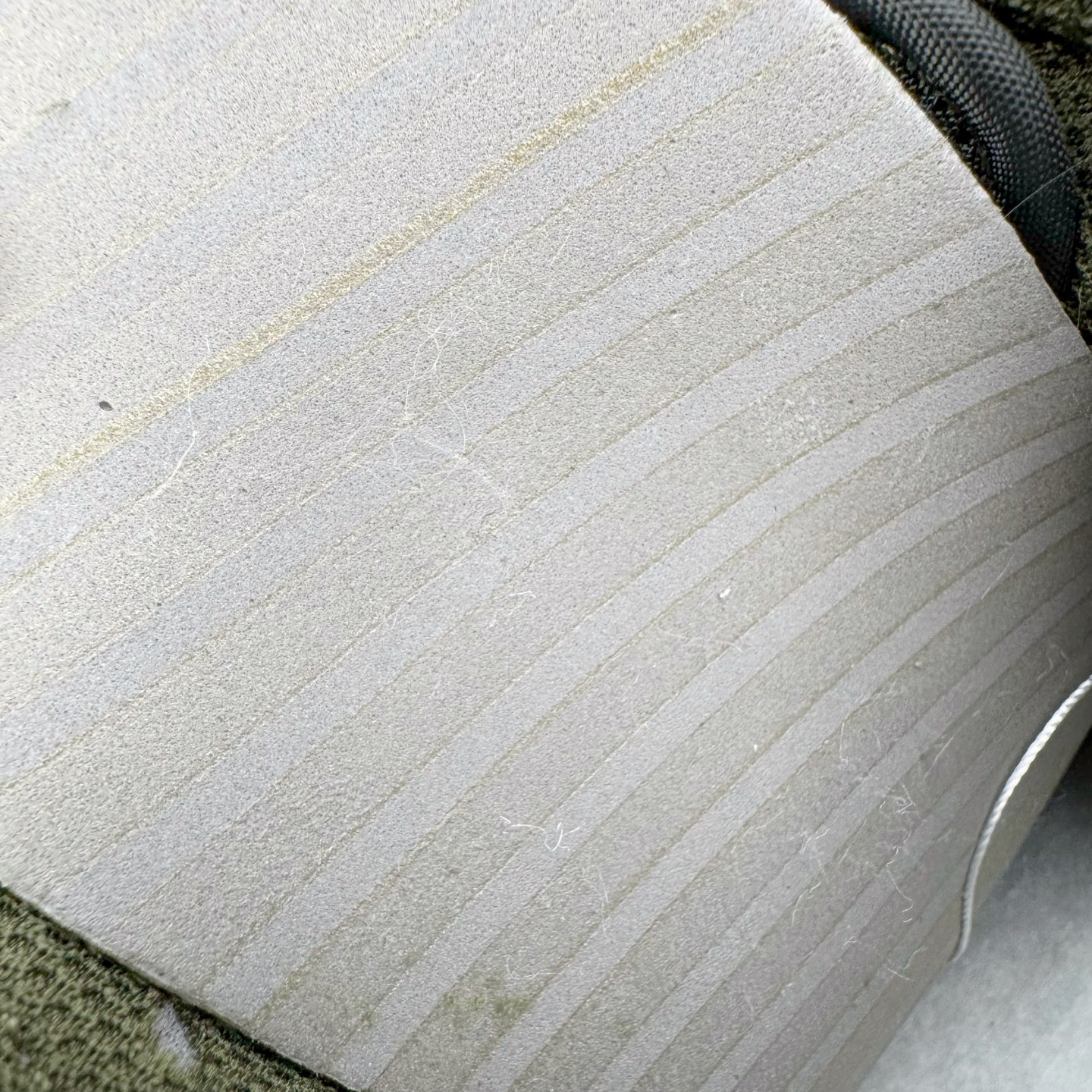 图片[12]-＃YC纯原 NK Dunk Low 军绿 HF5441-102 实力大厂出品 新配色陆续开发 利润个位数只为口碑 全套原纸板楦头开发 确保原汁原味 完美呈现DUNK版型 一比一鞋头弧度高度鞋身弧度 此版本只针对中端市场 皮料材质有所更替 其他数据细节工艺流程均保持一致 绝不口嗨 细节品控鞋型随意对比 独家私模官方第六代原厂航空铝磨具打磨大底 鞋头坡度极致还原 无解鞋型 原盒原配 圈内天花板工艺 原厂玻璃冲刀 超高清洁度 全鞋零毛边皮料切割 原厂中底布点胶 中底布拉帮走线遵循公司 尺码：36 36.5 37.5 38 38.5 39 40 40.5 41 42 42.5 43 44 44.5 45 46-选品中心