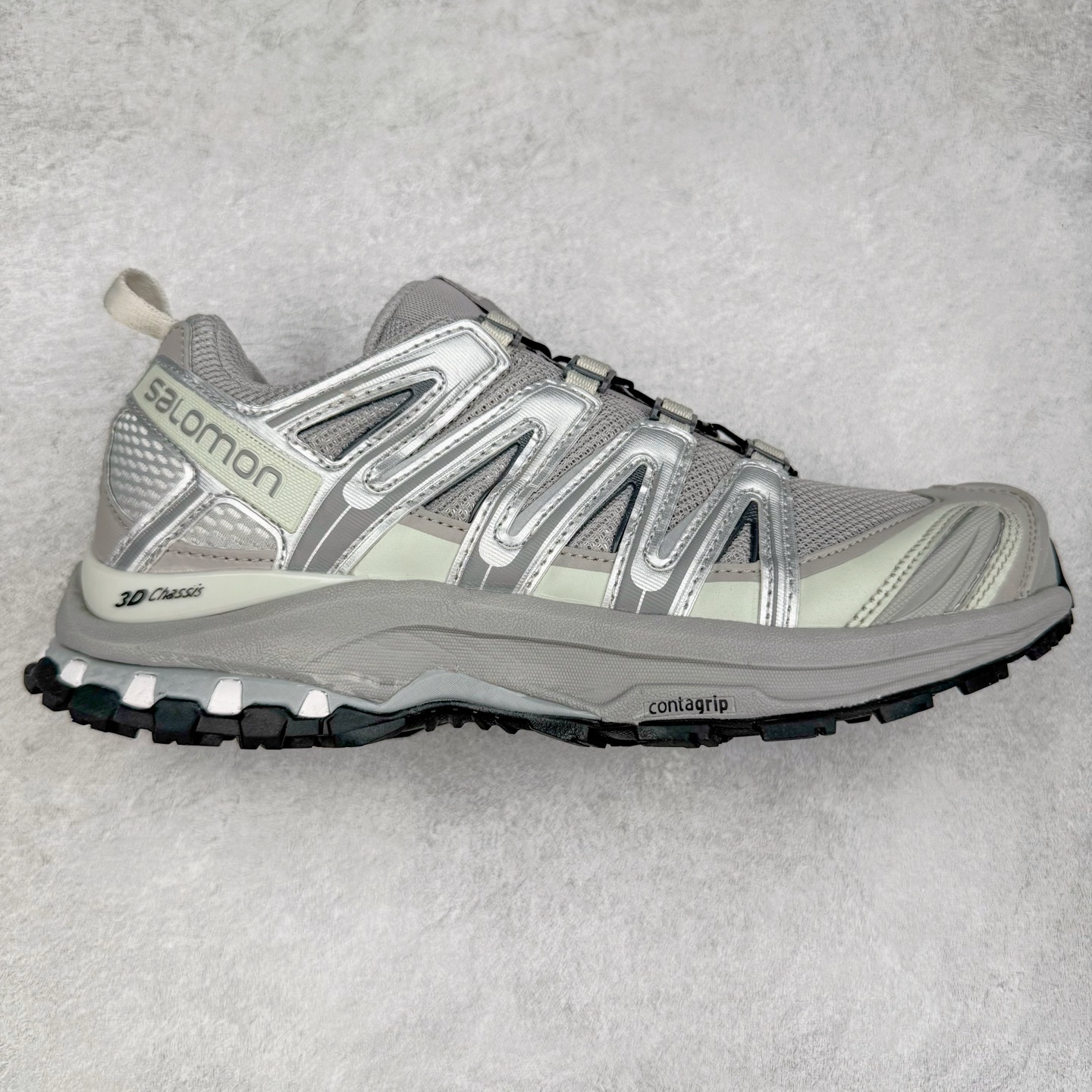 ＃TG福利特价 SALOMON XA Pro 3D ADV 萨洛蒙潮流越野机能户外功能鞋 鞋面采用SENSIFT贴合技术 全方位贴合包裹脚型 鞋跟部鞋底牵引设计 提供强大的抓地性能 更适应野外崎岖不平的道路 其3D ADVANCED CHASSIS底盘 材料轻量大化 钉齿设计更具稳定性 防护性 鞋底易磨损区运用CONTAGRIP高耐磨材料 应对城市硬质路面长距离跑考验 尺码：36 36.5 37.5 38 38.5 39 40 40.5 41 42 42.5 43 44 44.5 45-选品中心