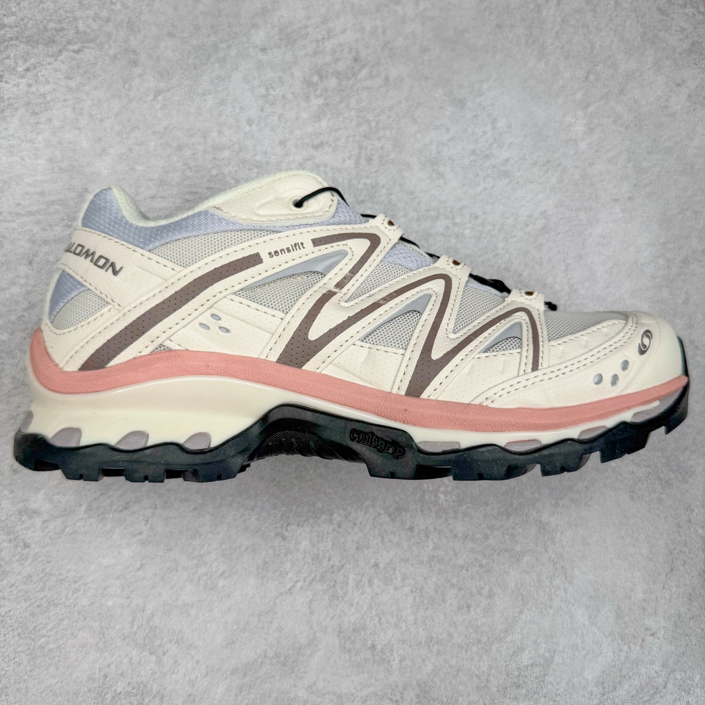 图片[7]-＃TG福利特价️ Salomon XT-QUEST ADV 萨洛蒙潮流越野机能户外功能鞋 纯原外贸平台特供订单 耗时半年巨作 全套原纸板楦头开发 原厂特供网布配套加持 确保原汁原味 完美呈现版型 原档数据独家私模五层组合大底 男女鞋同步官方开发至46.5 原装Ortholite轻量化鞋垫 中底布带钢印编号 原厂TPU锁扣 进口港宝加持 后跟自然饱满 还原公司包裹性 基于 SALOMON 初代 XT 鞋身造型并搭载 4D ADVANCED CHASSIS™ 大底打造而成 为这款 XT-QUEST 带来了多项足部控制与保护等功能性 如在运动过程中控制左右晃动的过程而提高稳定性、改善长途越野过程中足中到足尖的过渡、提高感知岩石的精确度以抵抗尖锐物体对脚底的伤害以及采用动态缓冲来增强穿着舒适感 从而减轻疲劳感 使 XT-QUEST 成为一双舒适且安全的户外之履 尺码：36 36.5 37.5 38 38.5 39 40 40.5 41 42 42.5 43 44 44.5 45-选品中心