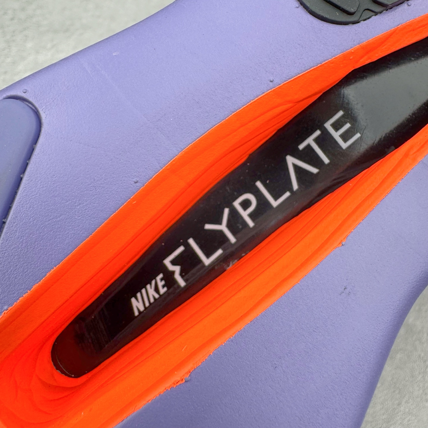 图片[20]-＃JC纯原 NK Air Zoom Alphafly NEXT% 3 2024全新马拉松超级跑鞋 FD8315-101 有史以来最轻盈、测试次数最多的NK Alphafly 经过精英马拉松运动员的测试验证 并搭载Air Zoom气垫 旨在助力跑者实现突破 取得更佳的成绩 在开发过程中 Alphafly 3帮助耐克运动员凯尔文·基普图姆（Kelvin Kiptum）以2：00：35的成绩刷新了马拉松世界纪录 Alphafly的动力设计没有改变——Air Zoom气垫单元、Flyplate碳纤维板和ZoomX泡绵 但是整体系统的制作方法略有调整 优化和提升了对运动员的帮助 主要更新包括一体式鞋底 提供顺畅稳定的“后跟到脚趾”过渡；更宽的全长Flyplate碳纤维板提供稳定助推力 全新Fast Shot外底保证出色牵引力和抓地力 全新Atomknit 3.0鞋面提供更强的控制力、透气性和中足支撑力 尺码：36 36.5 37.5 38 38.5 39 40 40.5 41 42 42.5 43 44 44.5 45 46-选品中心