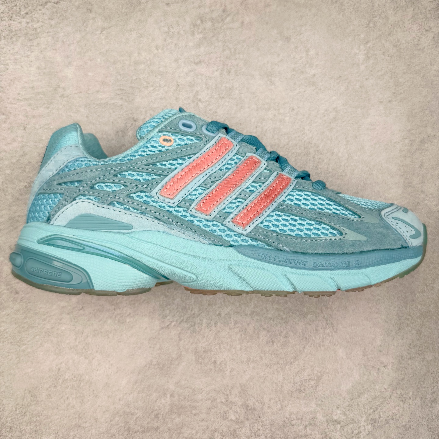 Unheardof x AD Originals Adistar Cushion 3 舒适百搭防滑耐磨低帮休闲跑步鞋 联名蓝色 JS2973 实拍调校N版已经零色差零失真 百分百还原实物色彩所见即所得 不存在货不对板色差等低级问题 选购参考实物拍摄 不混卖不参货 只用心做好货严格选品 承诺混一赔十 尺码：36 36.5 37.5 38 38.5 39 40 40.5 41 42 42.5 43 44 44.5 45-选品中心