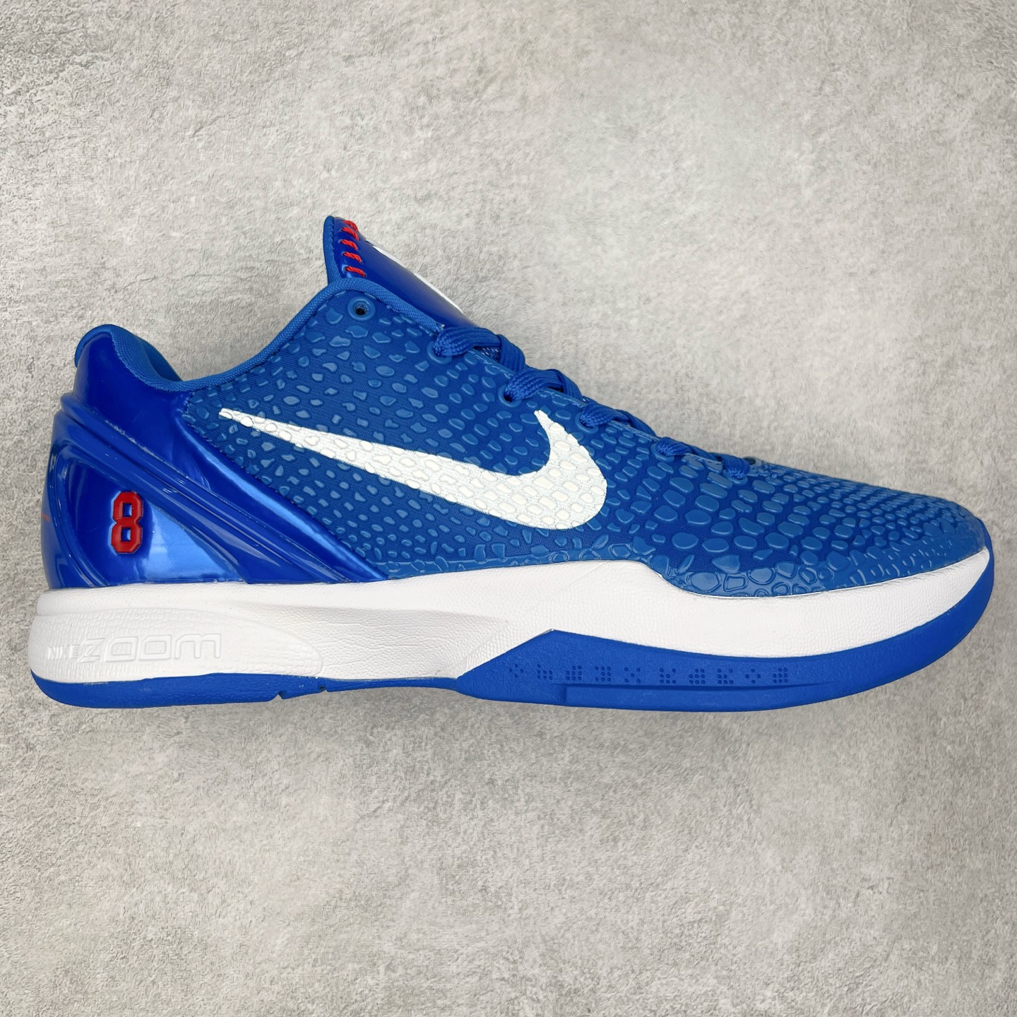 图片[5]-＃福利特价 NK Kobe 6 Protro 科比6代专业实战篮球鞋 采用了复合式的鞋面 内层为透气网面 中层加载Fly wire科技 而外层则用聚氨酯岛状结构塑造出非常逼真的蛇麟纹路 多层的鞋面结构带来了更好的透气性和更有针对性的保护 加入了双层记忆海绵鞋垫 可根据球员脚形自动调节以提高合脚度 使脚感更加柔软舒适 赋予球员非一般的球场舒适感受 实拍调校N版已经零色差零失真 百分百还原实物色彩所见即所得 不存在货不对板色差等低级问题 选购参考实物拍摄 不混卖不参货 只用心做好货严格选品 承诺混一赔十 尺码：36 36.5 37.5 38 38.5 39 40 40.5 41 42 42.5 43 44 44.5 45 46-选品中心