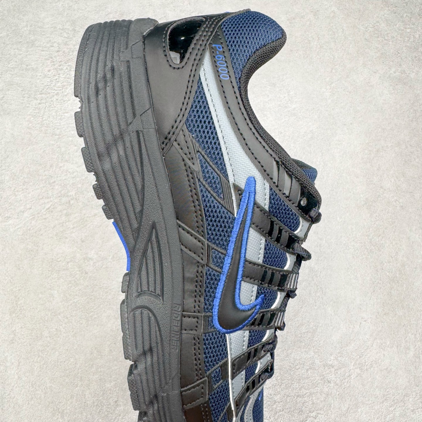 图片[6]-＃CS纯原 NK P-6000 系列低帮复古老爹风休闲运动舒适慢跑鞋 IF6199-002 购入原鞋原装纸板楦头开发 独家私模四层组合大底 市场唯一正确版本 良心定价 新配色陆续出货 进口三文治网面 融合 Pegasus 过往运动鞋设计 助力 21 世纪早期跑步运动跃升时尚新高度 采用透气网眼布、运动风格线条和耐穿覆面 兼具吸睛外观和舒适感受 中底泡绵以田径赛道为灵感 打造厚实设计 缔造出众缓震性能 尺码：36 36.5 37.5 38 38.5 39 40 40.5 41 42 42.5 43 44 44.5 45-选品中心