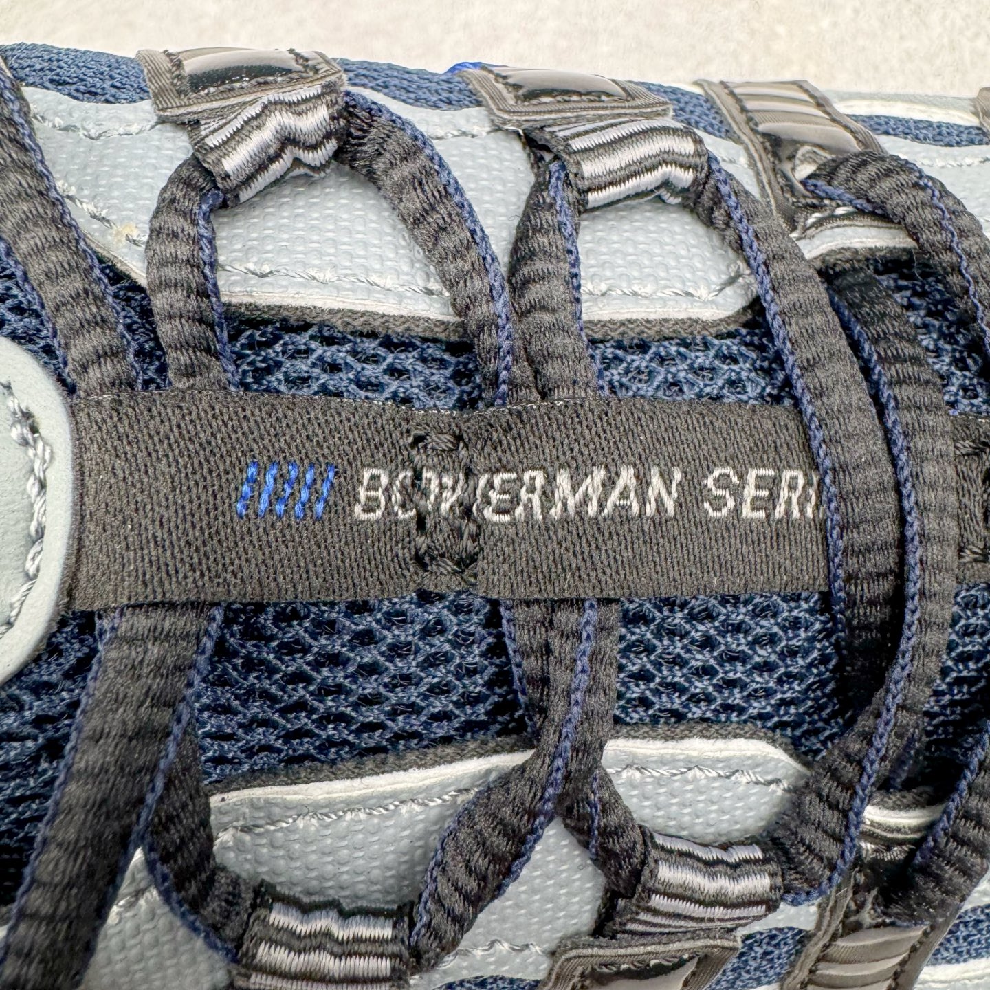 图片[15]-＃CS纯原 NK P-6000 系列低帮复古老爹风休闲运动舒适慢跑鞋 IF6199-002 购入原鞋原装纸板楦头开发 独家私模四层组合大底 市场唯一正确版本 良心定价 新配色陆续出货 进口三文治网面 融合 Pegasus 过往运动鞋设计 助力 21 世纪早期跑步运动跃升时尚新高度 采用透气网眼布、运动风格线条和耐穿覆面 兼具吸睛外观和舒适感受 中底泡绵以田径赛道为灵感 打造厚实设计 缔造出众缓震性能 尺码：36 36.5 37.5 38 38.5 39 40 40.5 41 42 42.5 43 44 44.5 45-选品中心