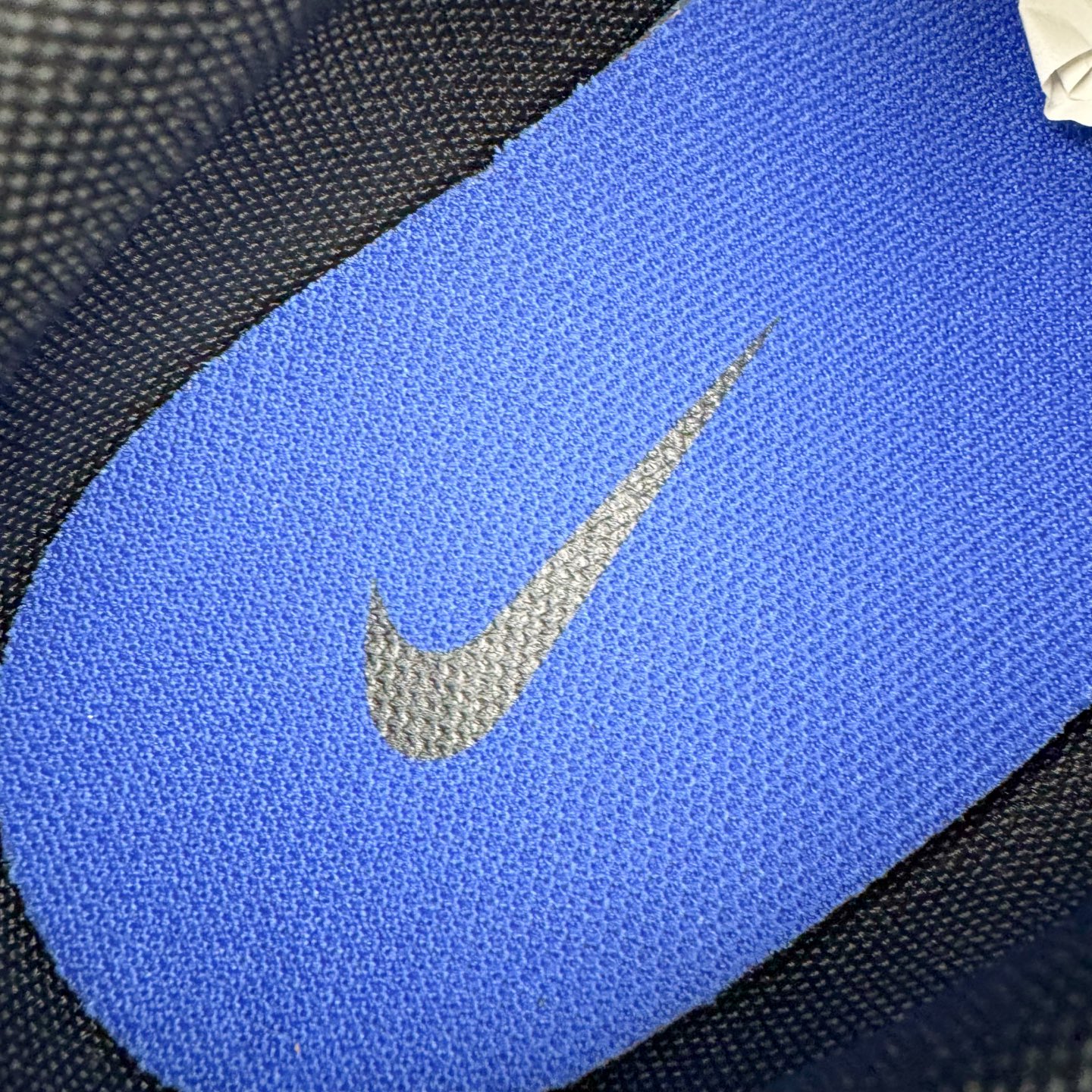 图片[13]-＃CS纯原 NK P-6000 系列低帮复古老爹风休闲运动舒适慢跑鞋 IF6199-002 购入原鞋原装纸板楦头开发 独家私模四层组合大底 市场唯一正确版本 良心定价 新配色陆续出货 进口三文治网面 融合 Pegasus 过往运动鞋设计 助力 21 世纪早期跑步运动跃升时尚新高度 采用透气网眼布、运动风格线条和耐穿覆面 兼具吸睛外观和舒适感受 中底泡绵以田径赛道为灵感 打造厚实设计 缔造出众缓震性能 尺码：36 36.5 37.5 38 38.5 39 40 40.5 41 42 42.5 43 44 44.5 45-选品中心