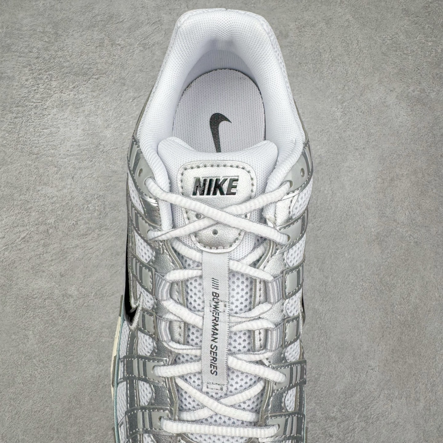 图片[5]-＃CS纯原 NK P-6000 系列低帮复古老爹风休闲运动舒适慢跑鞋 CD6404-105 购入原鞋原装纸板楦头开发 独家私模四层组合大底 市场唯一正确版本 良心定价 新配色陆续出货 进口三文治网面 融合 Pegasus 过往运动鞋设计 助力 21 世纪早期跑步运动跃升时尚新高度 采用透气网眼布、运动风格线条和耐穿覆面 兼具吸睛外观和舒适感受 中底泡绵以田径赛道为灵感 打造厚实设计 缔造出众缓震性能 尺码：36 36.5 37.5 38 38.5 39 40 40.5 41 42 42.5 43 44 44.5 45-选品中心