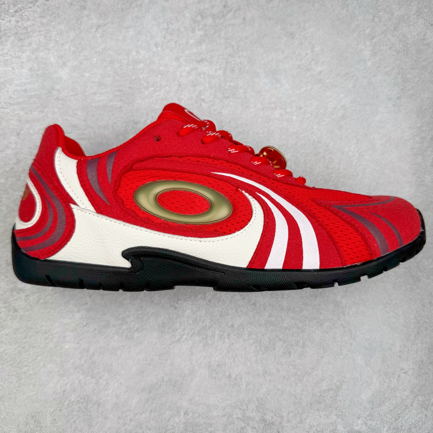 Sanrio/三丽鸥 x OLD ORDER 凯蒂猫 Hello Kitty联名 薄底鞋 网布 舒适 低帮 生活休闲鞋 实拍调校N版已经零色差零失真 百分百还原实物色彩所见即所得 不存在货不对板色差等低级问题 选购参考实物拍摄 不混卖不参货 只用心做好货严格选品 承诺混一赔十 尺码:36 36.5 37.5 38 38.5 39 40 40.5 41 42 42.5 43 44 44.5 45-选品中心