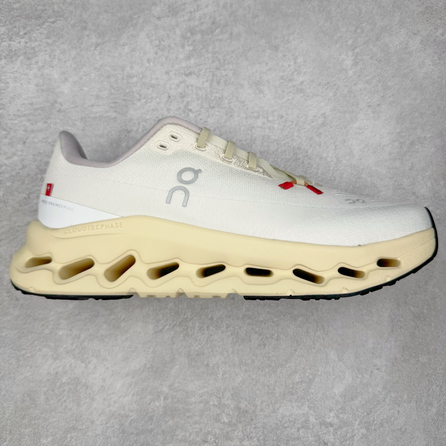 图片[9]-On Cloudtilt 昂跑减震生活休闲鞋 此运动品牌 开创于2010年 缓震着陆、强效回弹、轻柔质感的设计构思始终是ON研制关键 与此同时基于“为全球提供革新性的跑步感受”信念 陆续推出了多款跑鞋及其以专业运动人体跑步工程学为设计关键的功能性跑步服饰设备 让跑者不费力气地畅快畅跑 尺码：36 36.5 37.5 38 38.5 39 40 40.5 41 42 42.5 43 44 44.5 45-选品中心