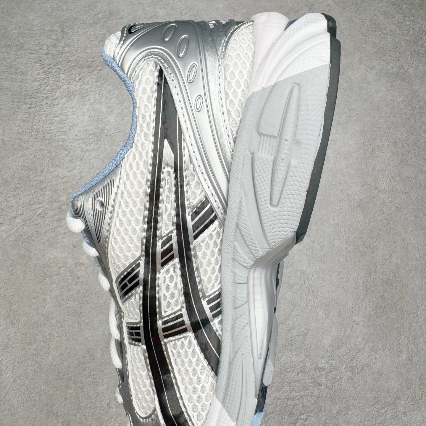 图片[7]-＃ZC总裁 Asics Gel-Kayano K14 亚瑟士系列复古舒适织物合成革减震防滑耐磨低帮休闲跑步鞋 市场顶级版本 原装纸板楦头开发 独家私模五层组合大底 原厂定制缓震硅胶加持 原盒原配 官方四联吊牌 一比一同步原鞋工艺和用料 鞋面原厂“三明治”多层网布 区别其他同价版本 鞋垫采用原厂OrthoLite欧索莱材质 非普通海玻璃鞋垫 后跟一样采用了GEL缓震胶 整体系列设计非常的科技感 锻炼跑步的同时让你一样时尚百搭 尺码：36 37 37.5 38 39 39.5 40 40.5 41.5 42 42.5 43.5 44 44.5 45 46-选品中心