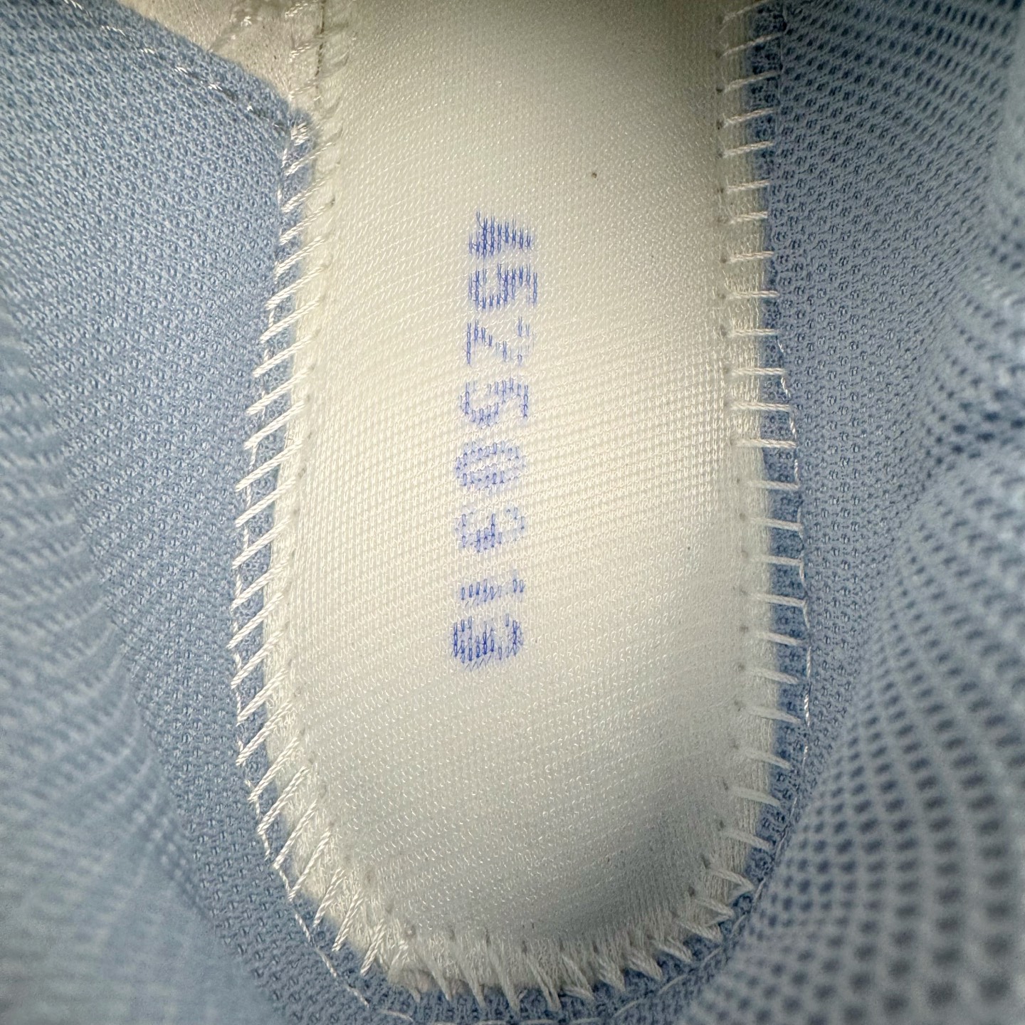 图片[10]-＃ZC总裁 Asics Gel-Kayano K14 亚瑟士系列复古舒适织物合成革减震防滑耐磨低帮休闲跑步鞋 市场顶级版本 原装纸板楦头开发 独家私模五层组合大底 原厂定制缓震硅胶加持 原盒原配 官方四联吊牌 一比一同步原鞋工艺和用料 鞋面原厂“三明治”多层网布 区别其他同价版本 鞋垫采用原厂OrthoLite欧索莱材质 非普通海玻璃鞋垫 后跟一样采用了GEL缓震胶 整体系列设计非常的科技感 锻炼跑步的同时让你一样时尚百搭 尺码：36 37 37.5 38 39 39.5 40 40.5 41.5 42 42.5 43.5 44 44.5 45 46-选品中心