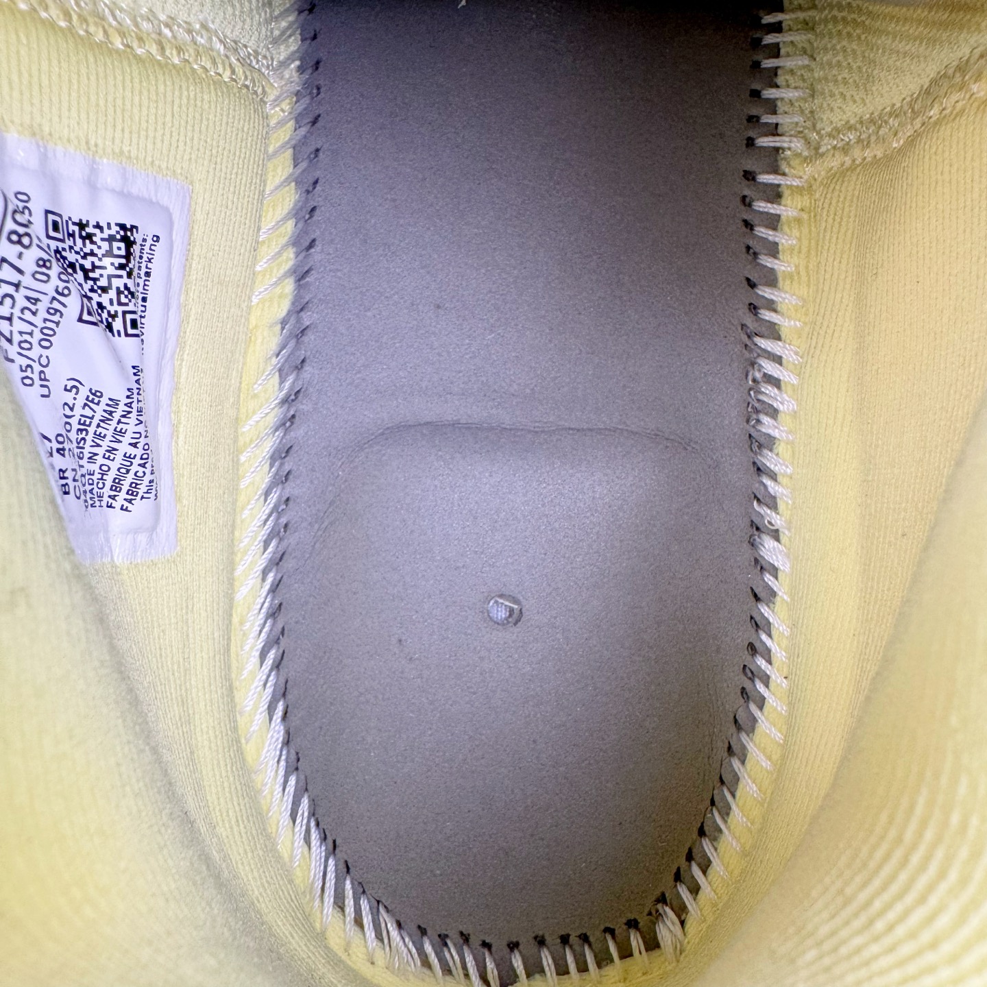 图片[10]-＃Max/灭世 NK Sabrina 2 萨布丽娜二代签名减震防滑低帮篮球鞋 黄色 FZ1517-800 革新登场🌪🔝颠覆革新出货‼️缓震配置独家革新！实战属性直接拉满👊🏻实战天花板上限再度提升！实战亲测-性能体验吊打国产同价位鞋款 ⚫️前掌扇形zoom➕增配中足抗扭片➕增配后掌马蹄ZOOM气垫（正品仅配置前掌扇形zoom） 完美解决 正品抗扭不足问题 ⚫️采用科比5代鞋楦以及龙骨数据打造！前后落差仅6mm！小科5实至名归！ ⚫️鞋身➕鞋头增配高频补强层，提升鞋头以及脚踝支撑性 ⚫️鞋垫采用高弹缓震垫材质-磨合一场直接贴合脚型☑️ ⚫️外底加厚2mm，升级止滑配方，磨合一次，抓地原地起飞 后卫旗舰有且只在灭世纯原（支持市场任意货品正面PK） 真材实料，肉眼可见！革新升级绝非空穴来风！灭世纯原内外兼修，用态度诠释最强实战货品👊🏻 尺码：39-46（尺码建议：标准亚洲楦 无需大半码）-选品中心