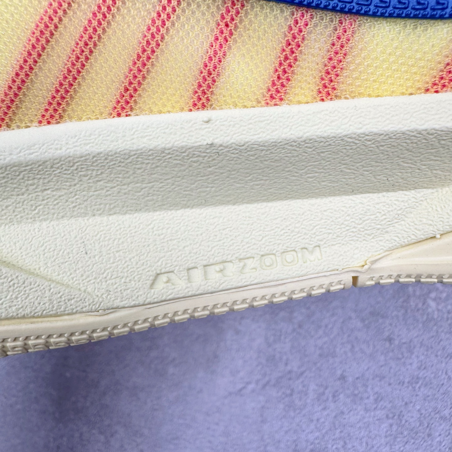 图片[18]-＃Max/灭世 NK Sabrina 2 萨布丽娜二代签名减震防滑低帮篮球鞋 黄色 FZ1517-800 革新登场🌪🔝颠覆革新出货‼️缓震配置独家革新！实战属性直接拉满👊🏻实战天花板上限再度提升！实战亲测-性能体验吊打国产同价位鞋款 ⚫️前掌扇形zoom➕增配中足抗扭片➕增配后掌马蹄ZOOM气垫（正品仅配置前掌扇形zoom） 完美解决 正品抗扭不足问题 ⚫️采用科比5代鞋楦以及龙骨数据打造！前后落差仅6mm！小科5实至名归！ ⚫️鞋身➕鞋头增配高频补强层，提升鞋头以及脚踝支撑性 ⚫️鞋垫采用高弹缓震垫材质-磨合一场直接贴合脚型☑️ ⚫️外底加厚2mm，升级止滑配方，磨合一次，抓地原地起飞 后卫旗舰有且只在灭世纯原（支持市场任意货品正面PK） 真材实料，肉眼可见！革新升级绝非空穴来风！灭世纯原内外兼修，用态度诠释最强实战货品👊🏻 尺码：39-46（尺码建议：标准亚洲楦 无需大半码）-选品中心