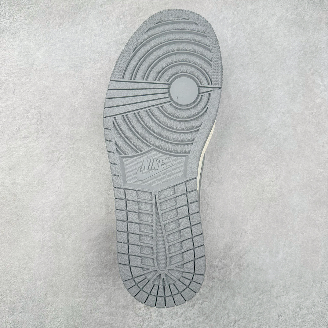 图片[9]-TS x Air Jordan AJ1 Low 倒钩低帮联名定制配色 XZ1168-003 原厂内置气垫魔块 A模大底 头层小牛皮 鞋舌AJ原厂专用牛津布+AJ专用反口珍珠布+原厂无杂质高弹内里海棉+特殊封边弹力鞋带 实拍调校N版已经零色差零失真 百分百还原实物色彩所见即所得 不存在货不对板色差等低级问题 选购参考实物拍摄 不混卖不参货 只用心做好货严格选品 承诺混一赔十 尺码：36 36.5 37.5 38 38.5 39 40 40.5 41 42 42.5 43 44 44.5 45-选品中心