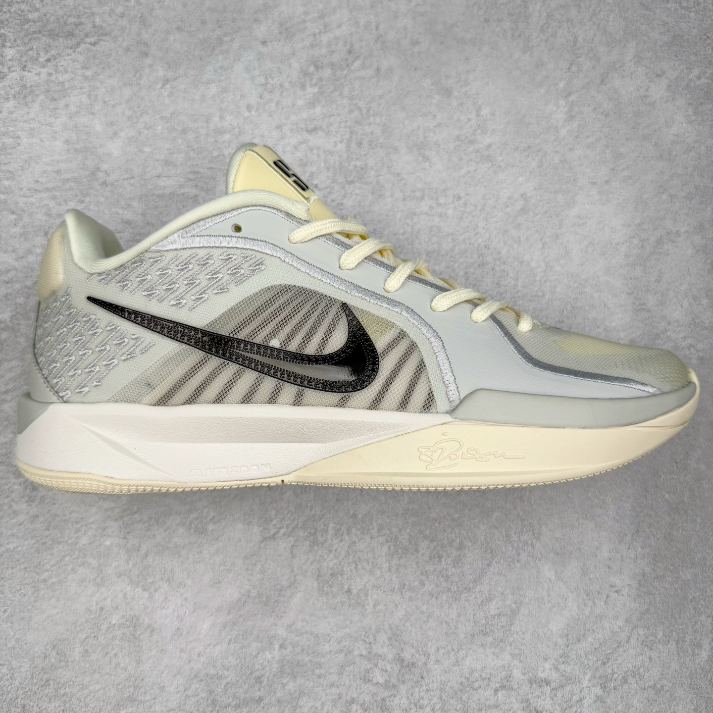 图片[3]-NK Sabrina 2 \’lonic\’ 萨布丽娜二代签名减震防滑低帮篮球鞋 FQ2174 灵感来自 lonescu 的罗马尼亚传统 在前掌和鞋眼处采用特殊图案 向传统的罗马尼亚艺术和建筑致敬 它配备了全掌 NK React 缓震系统 并在前脚掌处配备了 Zoom Air 气垫 大胆的任何人任何地方 信息嵌入中底 象征着 lonescu的竞争精神以及她相信梦想家可以来自任何地方 该鞋还包括带锁定中足束带系统 以帮助固定脚部 Sabrina 1 的这款产品采用光子粉尘、无烟煤色、紫红色梦幻、浅烟灰色和浅骨色配色方案 尺码：36 36.5 37.5 38 38.5 39 40 40.5 41 42 42.5 43 44 44.5 45 46-选品中心