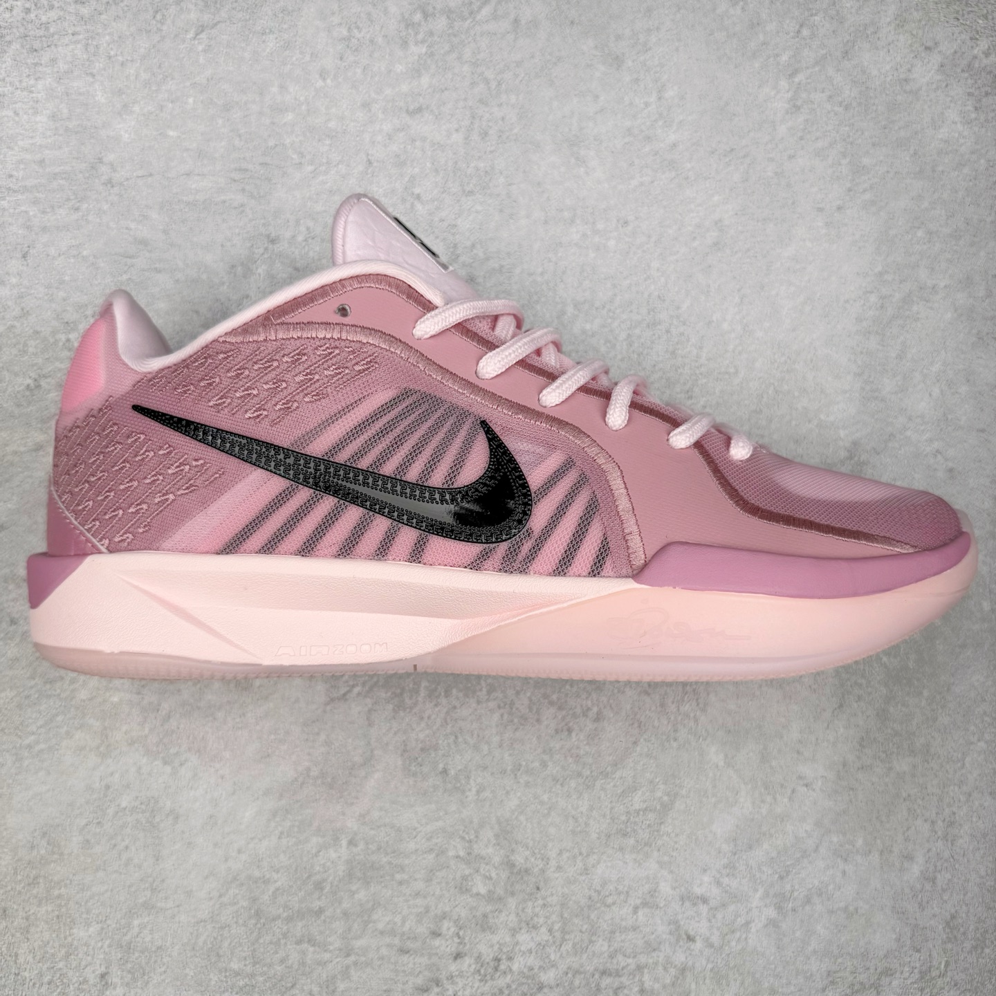 图片[4]-NK Sabrina 2 \’lonic\’ 萨布丽娜二代签名减震防滑低帮篮球鞋 FQ2174 灵感来自 lonescu 的罗马尼亚传统 在前掌和鞋眼处采用特殊图案 向传统的罗马尼亚艺术和建筑致敬 它配备了全掌 NK React 缓震系统 并在前脚掌处配备了 Zoom Air 气垫 大胆的任何人任何地方 信息嵌入中底 象征着 lonescu的竞争精神以及她相信梦想家可以来自任何地方 该鞋还包括带锁定中足束带系统 以帮助固定脚部 Sabrina 1 的这款产品采用光子粉尘、无烟煤色、紫红色梦幻、浅烟灰色和浅骨色配色方案 尺码：36 36.5 37.5 38 38.5 39 40 40.5 41 42 42.5 43 44 44.5 45 46-选品中心