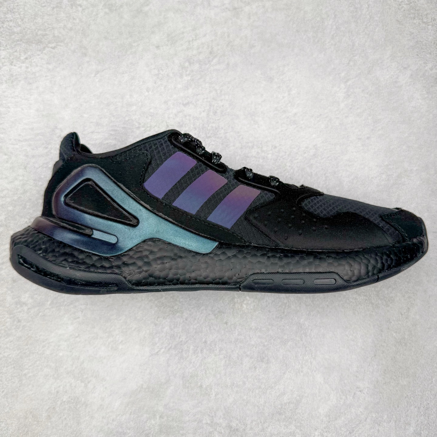 #纯原福利 AD Nite Jogger 2019 Boost 联名夜行者复古跑鞋 原厂材料 原厂大底 私家独模 网布搭配麂皮拼接打造鞋面 极具复古风格鞋头及鞋跟点缀3M反光设计极为亮眼中底采用全掌 Boost 科技 厚度相当可观 脚感极佳 尺码:36 36.5 37 38 38.5 39 40 40.5 41 42 42.5 43 44 44.5 45-选品中心