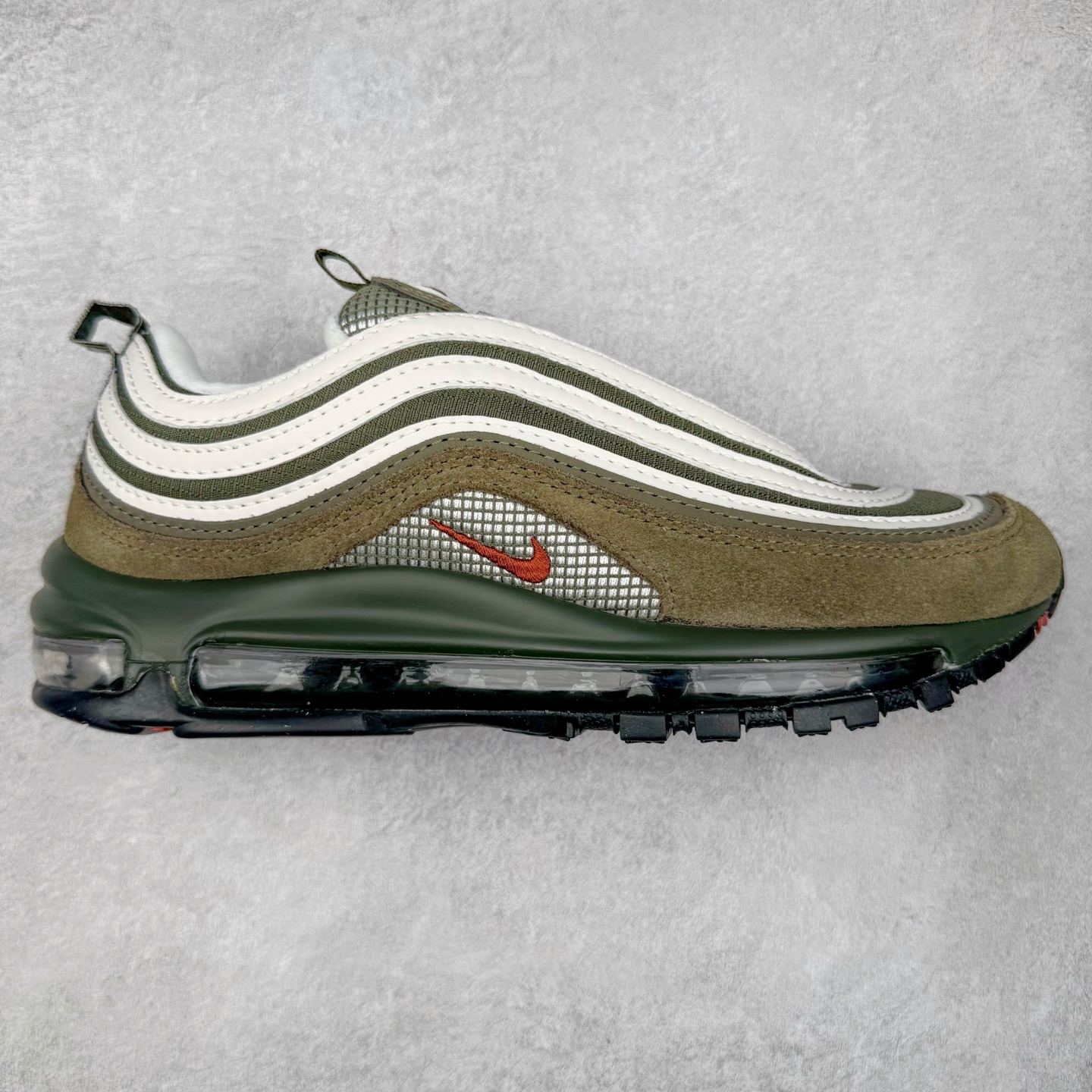 NK Air Max 97 SE 复古气垫跑鞋 深绿 FB9619-001 原装批次子弹 拆解原鞋开发 打造全市场最强版本子弹 这里只对比原鞋原厂TPU反光材料 市场首家原模原气垫 拒绝套用公底原档案Swoosh电绣 卡色匹配原版 尺码:36 36.5 37.5 38 38.5 39 40 40.5 41 42 42.5 43 44 44.5 45-选品中心