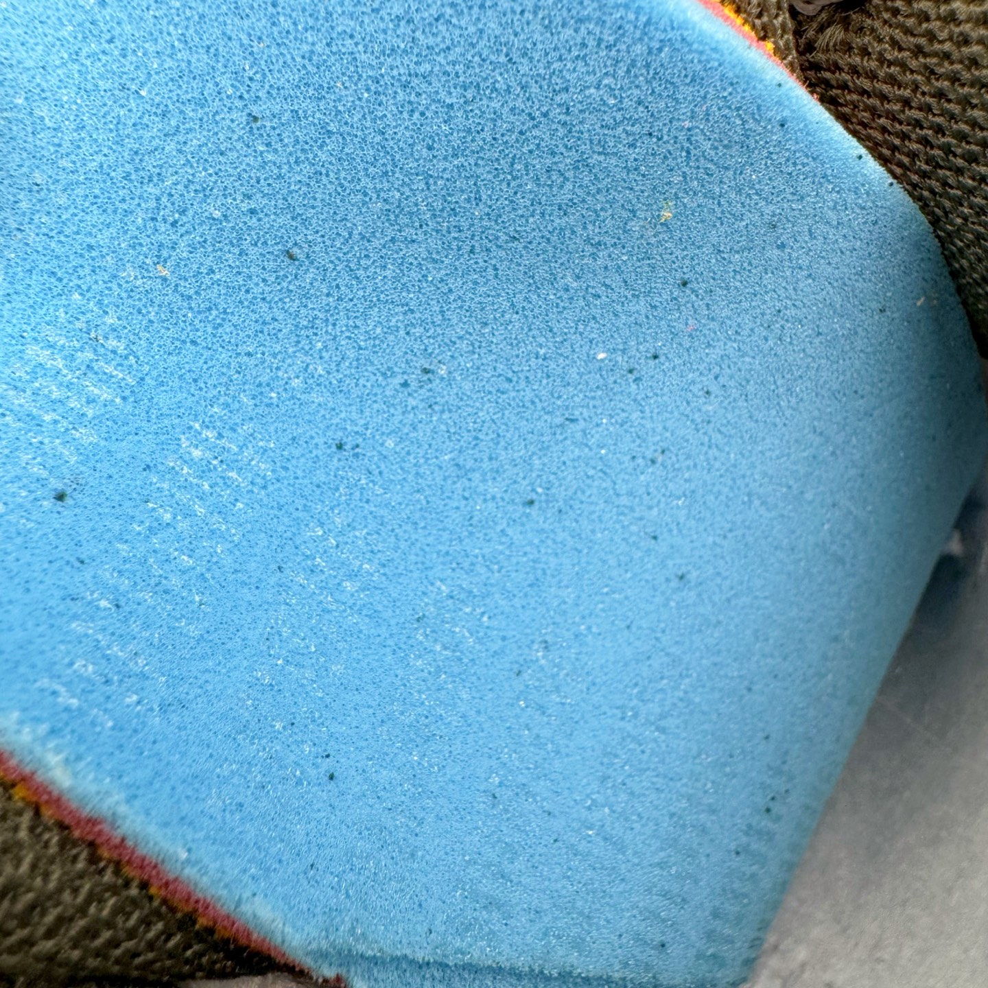 图片[23]-＃CS纯原 NK P-6000 系列低帮复古老爹风休闲运动舒适慢跑鞋 IH0246-320 购入原鞋原装纸板楦头开发 独家私模四层组合大底 市场唯一正确版本 良心定价 新配色陆续出货 进口三文治网面 融合 Pegasus 过往运动鞋设计 助力 21 世纪早期跑步运动跃升时尚新高度 采用透气网眼布、运动风格线条和耐穿覆面 兼具吸睛外观和舒适感受 中底泡绵以田径赛道为灵感 打造厚实设计 缔造出众缓震性能 尺码：36 36.5 37.5 38 38.5 39 40 40.5 41 42 42.5 43 44 44.5 45-选品中心