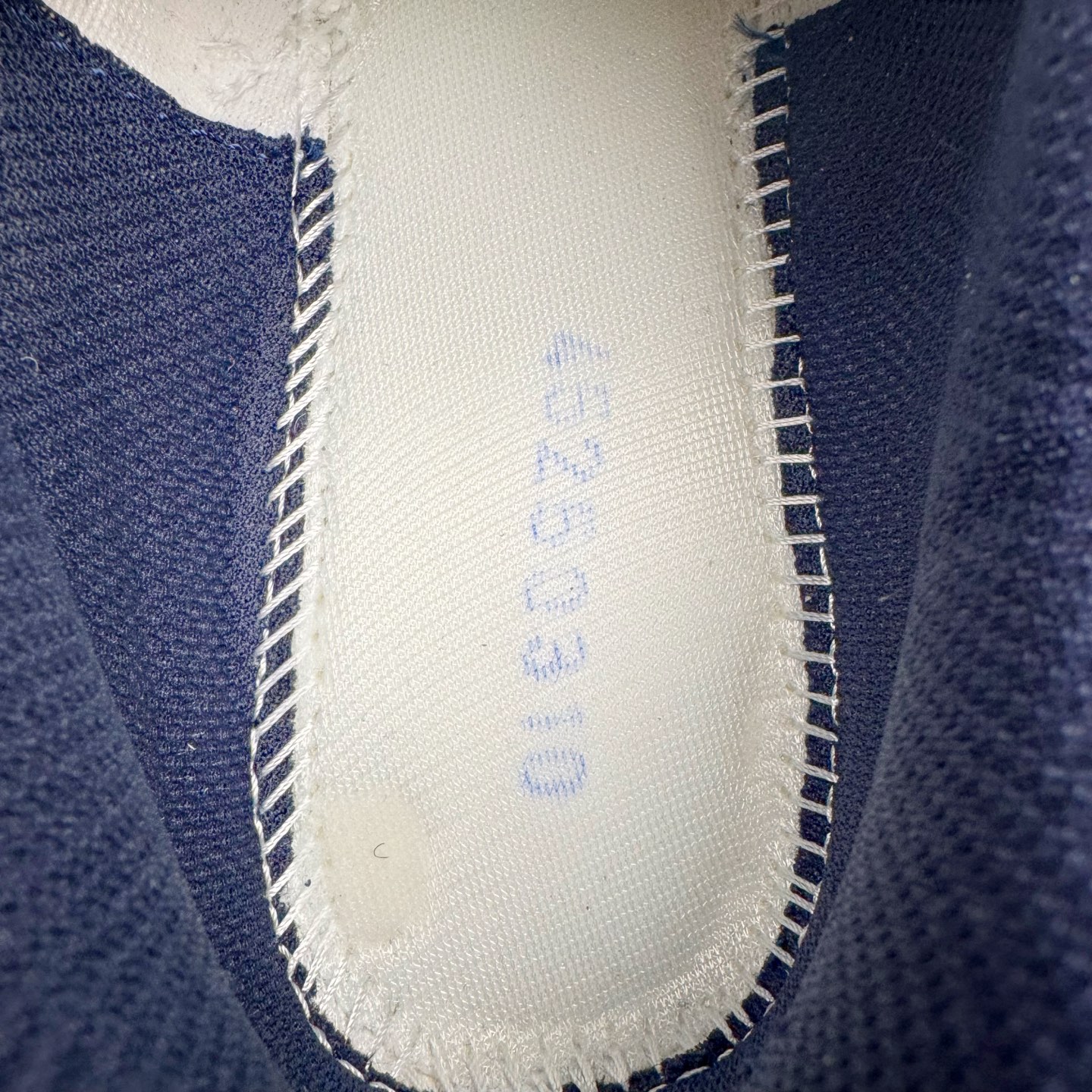 图片[10]-＃ZC总裁 Asics Gel-Kayano K14 亚瑟士系列复古舒适织物合成革减震防滑耐磨低帮休闲跑步鞋 市场顶级版本 原装纸板楦头开发 独家私模五层组合大底 原厂定制缓震硅胶加持 原盒原配 官方四联吊牌 一比一同步原鞋工艺和用料 鞋面原厂“三明治”多层网布 区别其他同价版本 鞋垫采用原厂OrthoLite欧索莱材质 非普通海玻璃鞋垫 后跟一样采用了GEL缓震胶 整体系列设计非常的科技感 锻炼跑步的同时让你一样时尚百搭 尺码：36 37 37.5 38 39 39.5 40 40.5 41.5 42 42.5 43.5 44 44.5 45 46-选品中心