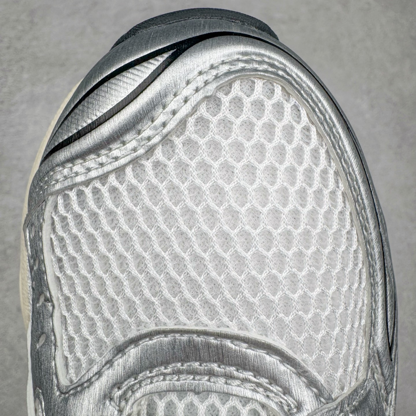 图片[14]-＃ZC总裁 Asics Gel-Kayano K14 亚瑟士系列复古舒适织物合成革减震防滑耐磨低帮休闲跑步鞋 市场顶级版本 原装纸板楦头开发 独家私模五层组合大底 原厂定制缓震硅胶加持 原盒原配 官方四联吊牌 一比一同步原鞋工艺和用料 鞋面原厂“三明治”多层网布 区别其他同价版本 鞋垫采用原厂OrthoLite欧索莱材质 非普通海玻璃鞋垫 后跟一样采用了GEL缓震胶 整体系列设计非常的科技感 锻炼跑步的同时让你一样时尚百搭 尺码：36 37 37.5 38 39 39.5 40 40.5 41.5 42 42.5 43.5 44 44.5 45 46-选品中心