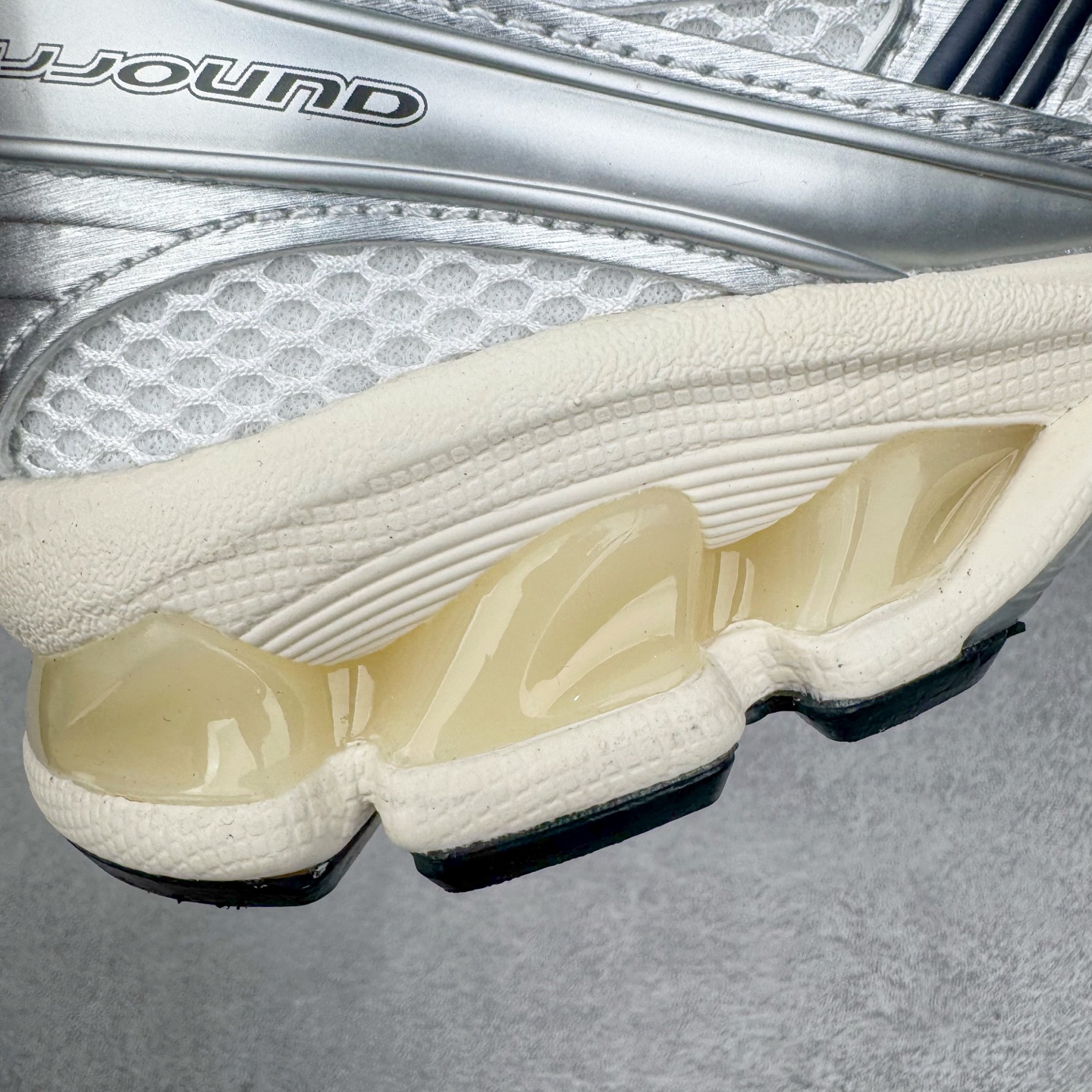 图片[17]-＃ZC总裁 Asics Gel-Kayano K14 亚瑟士系列复古舒适织物合成革减震防滑耐磨低帮休闲跑步鞋 市场顶级版本 原装纸板楦头开发 独家私模五层组合大底 原厂定制缓震硅胶加持 原盒原配 官方四联吊牌 一比一同步原鞋工艺和用料 鞋面原厂“三明治”多层网布 区别其他同价版本 鞋垫采用原厂OrthoLite欧索莱材质 非普通海玻璃鞋垫 后跟一样采用了GEL缓震胶 整体系列设计非常的科技感 锻炼跑步的同时让你一样时尚百搭 尺码：36 37 37.5 38 39 39.5 40 40.5 41.5 42 42.5 43.5 44 44.5 45 46-选品中心