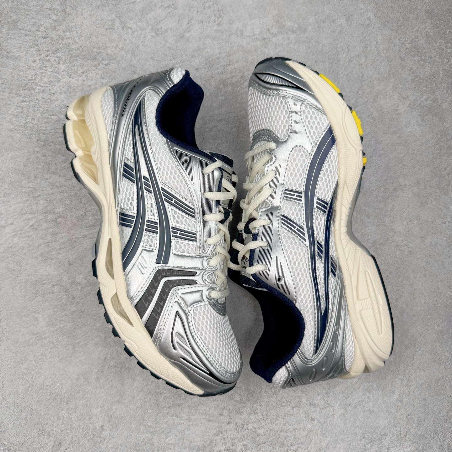 图片[3]-＃ZC总裁 Asics Gel-Kayano K14 亚瑟士系列复古舒适织物合成革减震防滑耐磨低帮休闲跑步鞋 市场顶级版本 原装纸板楦头开发 独家私模五层组合大底 原厂定制缓震硅胶加持 原盒原配 官方四联吊牌 一比一同步原鞋工艺和用料 鞋面原厂“三明治”多层网布 区别其他同价版本 鞋垫采用原厂OrthoLite欧索莱材质 非普通海玻璃鞋垫 后跟一样采用了GEL缓震胶 整体系列设计非常的科技感 锻炼跑步的同时让你一样时尚百搭 尺码：36 37 37.5 38 39 39.5 40 40.5 41.5 42 42.5 43.5 44 44.5 45 46-选品中心