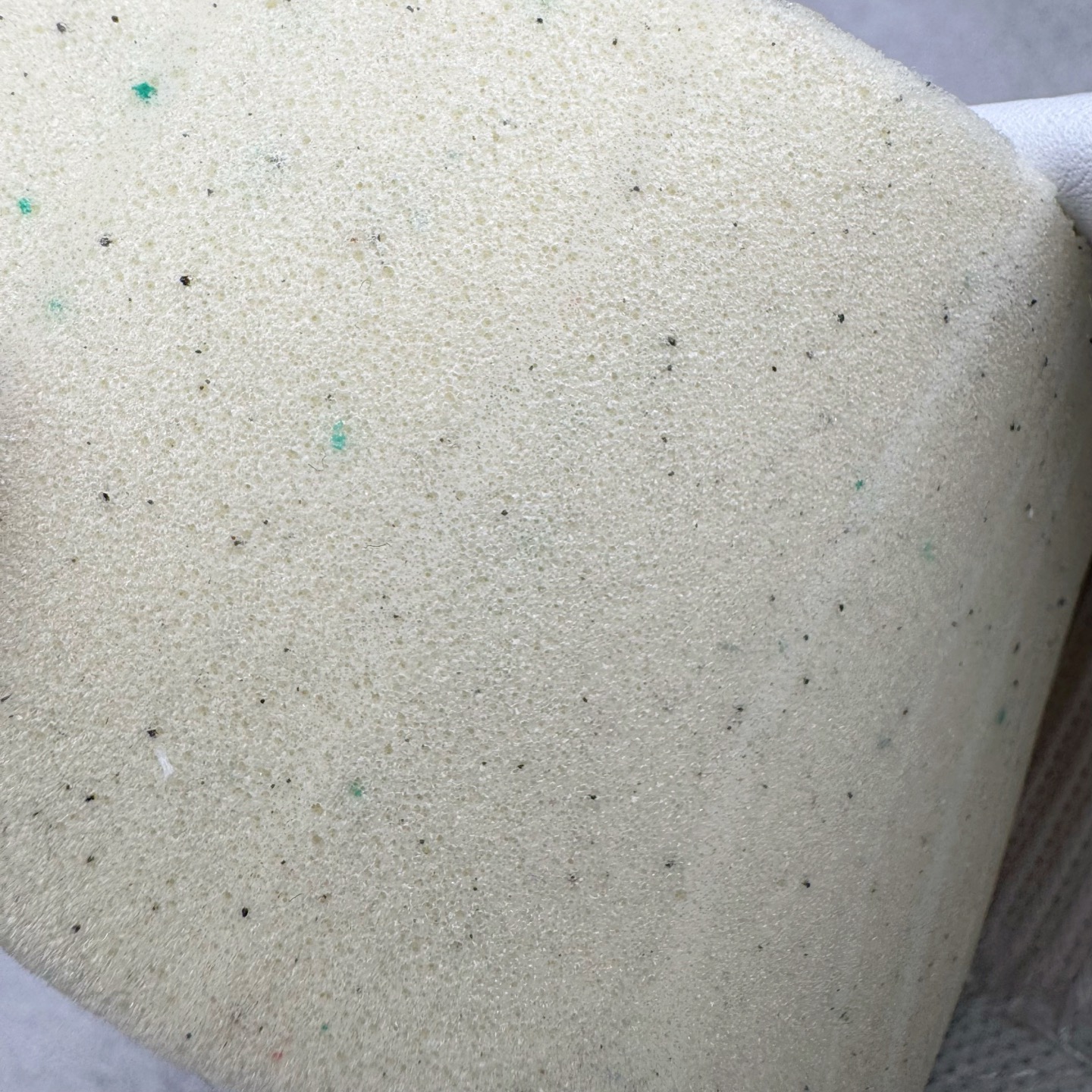 图片[10]-＃R1 AD Original Samba OG 复古经典轻便板鞋 JI2725 口碑大厂出品 品控大底版型不断改良更新 全套原纸板楦头开发 确保原汁原味 完美呈现桑巴版型 一比一鞋头弧度高度鞋身弧度 此版本只针对中端市场 皮料材质有所更替 其他数据细节工艺流程均保持一致 绝不口嗨 细节品控鞋型随意对比 正确烫金高频细节 原装纳米超迁皮料 独家私模橡胶大底 原盒原配 这款桑巴鞋展示了高质量的工艺 带有装饰的超锁缝制和无缝的手感 柔软、柔软的皮革造型和标志性的3条纹完成了精致的外观 正规合身鞋带 鞋面上有绒面鞋垫 橡胶鞋底 享受正畸套筒软感 自50年代首次亮相以来就一直在赢得粉丝的青睐 尺码：35.5 36 36.5 37.5 38 38.5 39 40 40.5 41 42 42.5 43 44 44.5 45-选品中心