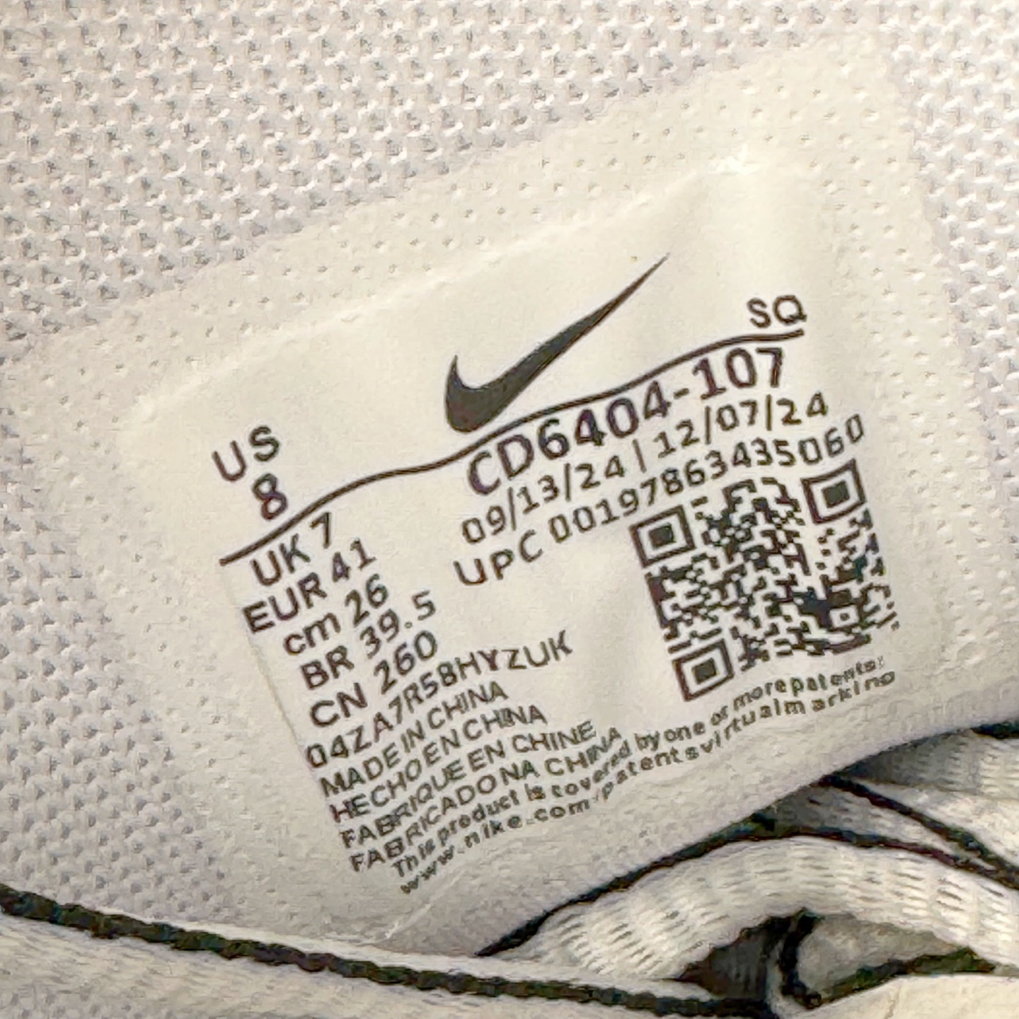 图片[12]-＃CS纯原 NK P-6000 系列低帮复古老爹风休闲运动舒适慢跑鞋 CD6404-107 购入原鞋原装纸板楦头开发 独家私模四层组合大底 市场唯一正确版本 良心定价 新配色陆续出货 进口三文治网面 融合 Pegasus 过往运动鞋设计 助力 21 世纪早期跑步运动跃升时尚新高度 采用透气网眼布、运动风格线条和耐穿覆面 兼具吸睛外观和舒适感受 中底泡绵以田径赛道为灵感 打造厚实设计 缔造出众缓震性能 尺码：36 36.5 37.5 38 38.5 39 40 40.5 41 42 42.5 43 44 44.5 45-选品中心