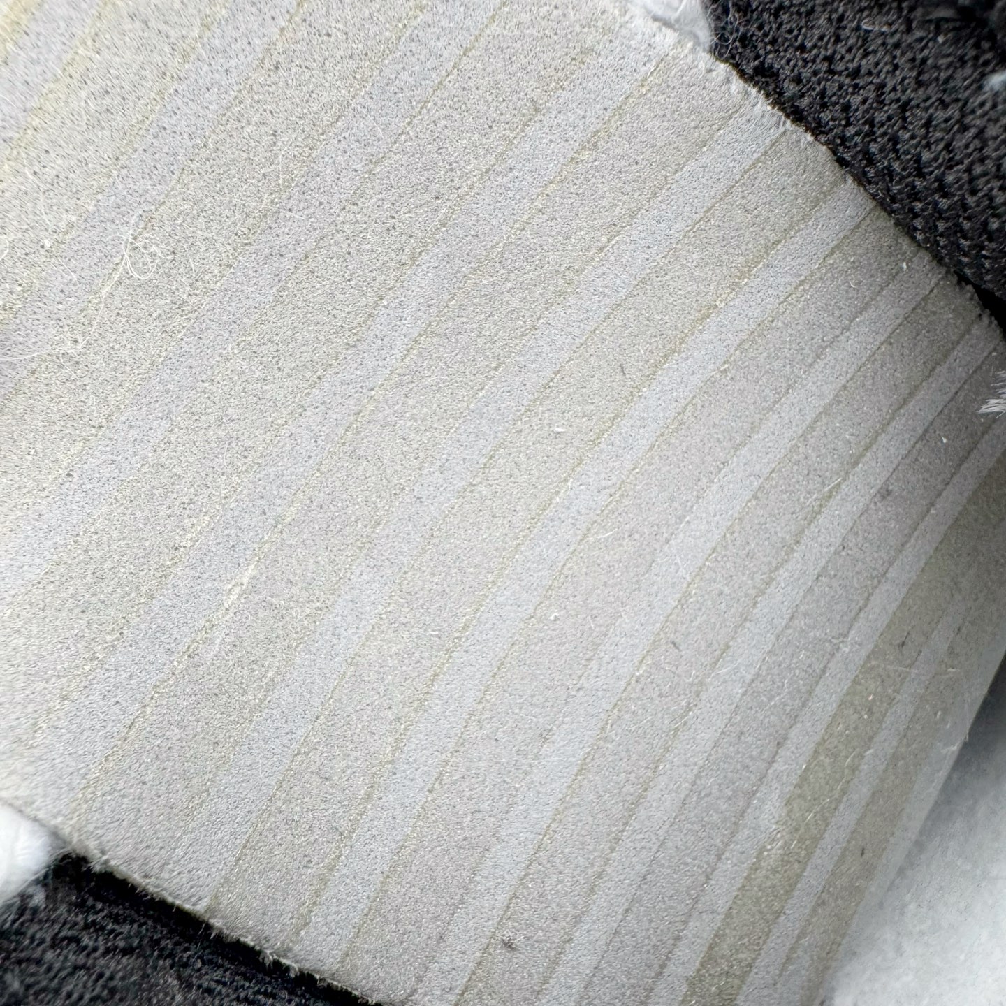 图片[11]-＃YC纯原 NK Dunk Low 星辰大海 DD1503-101 此款鞋身采用纯白皮革打造，浅蓝白渐变如海天交界，自带清爽滤镜。雾霾蓝颜料点从鞋头溅射至后跟，密度渐变如星系尘埃。后跟压印星芒涂鸦点缀，用闪光态度宣告存在感。经典熊猫底撞色设计，洒落不规则白斑点，模拟星空噪点，完善整体设计。定制系列天花板 无原鞋不开发 全系列得物原鞋一比一校对开发 配色持续更新中 终端对接 优势输出 全套原厂楦头原纸板数据档案倾力打造 原汁原味莞产 极致还原 圈内最强针车工艺 高端零售指定版 广东原厂配套原盒原标 鞋盒分三个尺码段 原厂冲刀 超高清洁度 全鞋零毛边皮料切割 采用原厂百宏鞋带以及原厂百宏织唛舌标 内标可供原厂几率过验 进口原装条纹中底布 四线拉帮白色点胶 原厂拉帮手法遵循公司 原厂电绣 极致还原 尺码：36 36.5 37.5 38 38.5 39 40 40.5 41 42 42.5 43 44 44.5 45 46-选品中心