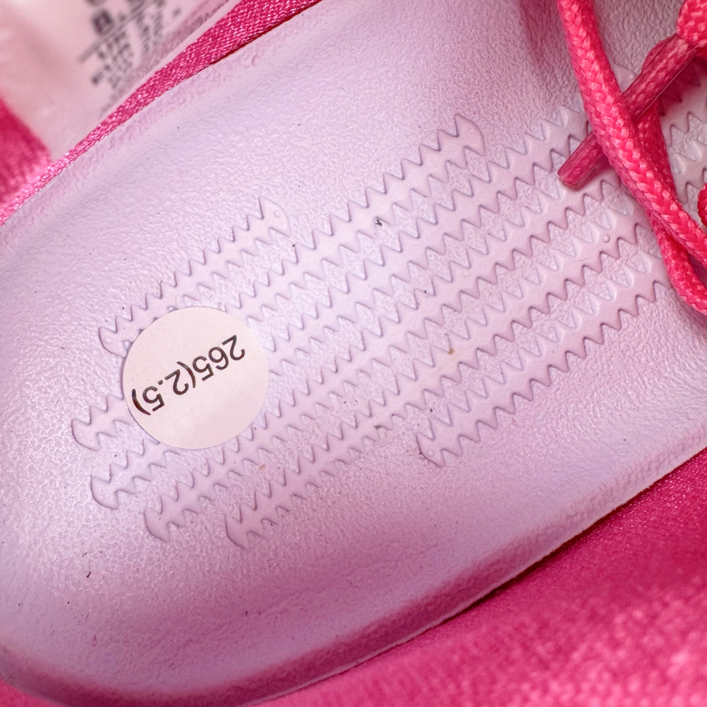 图片[12]-＃S2纯原 Nike Kobe 9 Low EM Think Pink PE 科比九代舒适减震防滑低帮篮球鞋 粉色 HQ4995-600 React科技鞋垫加持 实战配置直接拉满 原楦纸板开发 鞋身流线型、后跟塑形 区分土肥圆 原厂针织鞋面一针一线匹配原版 全身鞋材卡料色独家定制 唯一万针立体刺绣SWOOSH 真实底模最大48.5 实战利器 专供海外市场 尺码：40 40.5 41 42 42.5 43 44 44.5 45 46 47.5 48.5 （脚宽、脚胖 建议买大半码）-选品中心