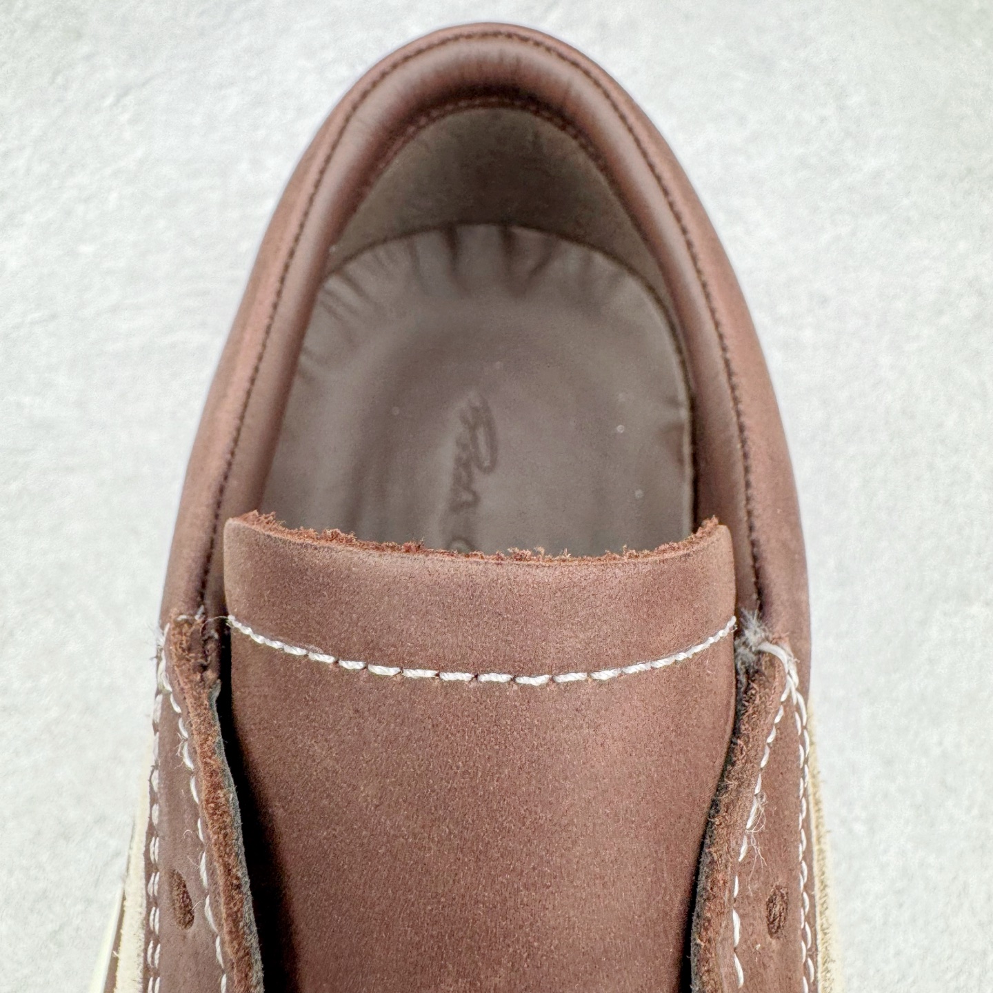 图片[15]-＃DG纯原 Rick Owens Drkshdw 瑞克·欧文斯低帮皮面时尚运动板鞋 棕色 二级市场已经7K以上 平台客户随意卖四位数 RO广东原厂出品 纯原天花板 原版一比一复刻 冲正绝不翻车 还原度达到百分之98以上 原楦开发纸版版型 ZP拆解原版1：1复模裁片纸版 力求做到0错位 这样才能达到和zp一致的鞋型味道 采用进口cnc数控机床开发对版独家tpu奶香大底 区别于市场所有版本 zp同源全头层粒面小牛皮 达到和zp一致手感 原厂进口细纹布 万邦订购原厂高弹粉红色海绵 内里搭配软质细腻羊皮 TPU高密度大底 软硬度透光度高已经测试和原版一致 尺码：36 37 38 39 40 41 42 43 44 45 46-选品中心