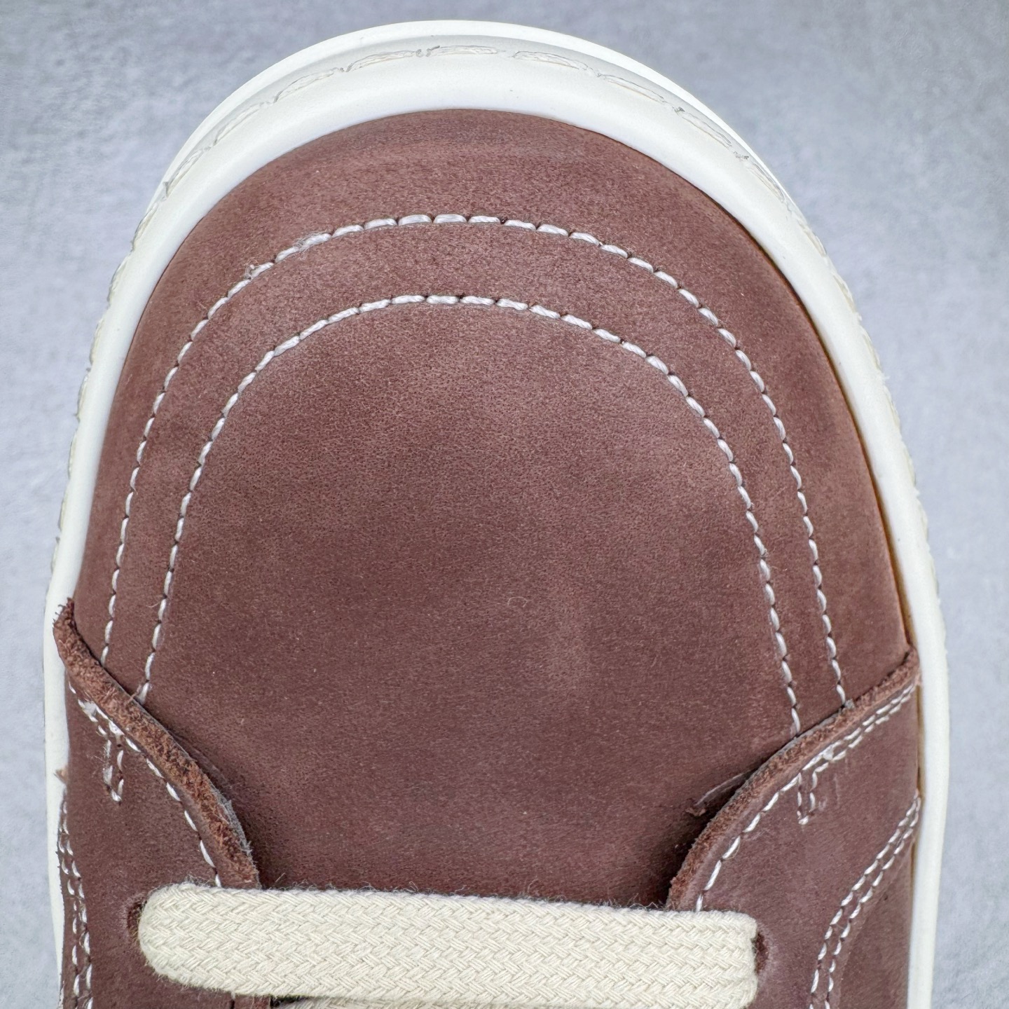 图片[16]-＃DG纯原 Rick Owens Drkshdw 瑞克·欧文斯低帮皮面时尚运动板鞋 棕色 二级市场已经7K以上 平台客户随意卖四位数 RO广东原厂出品 纯原天花板 原版一比一复刻 冲正绝不翻车 还原度达到百分之98以上 原楦开发纸版版型 ZP拆解原版1：1复模裁片纸版 力求做到0错位 这样才能达到和zp一致的鞋型味道 采用进口cnc数控机床开发对版独家tpu奶香大底 区别于市场所有版本 zp同源全头层粒面小牛皮 达到和zp一致手感 原厂进口细纹布 万邦订购原厂高弹粉红色海绵 内里搭配软质细腻羊皮 TPU高密度大底 软硬度透光度高已经测试和原版一致 尺码：36 37 38 39 40 41 42 43 44 45 46-选品中心