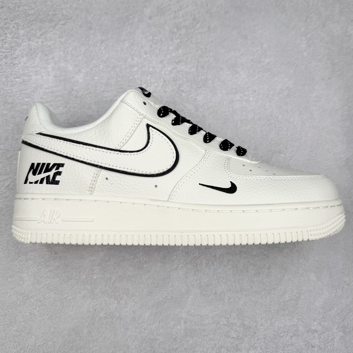 NK Air Force 1´07 Low 空军一号低帮百搭休闲运动板鞋 CS5288-031 柔软、弹性十足的缓震性能和出色的中底设计 横跨复古与现代的外型结合 造就出风靡全球 三十多年的Force 1 直到今天还深受青睐 实拍调校N版已经零色差零失真 百分百还原实物色彩所见即所得 不存在货不对板色差等低级问题 选购参考实物拍摄 不混卖不参货 只用心做好货严格选品 承诺混一赔十 尺码：36 36.5 37.5 38 38.5 39 40 40.5 41 42 42.5 43 44 44.5 45-选品中心