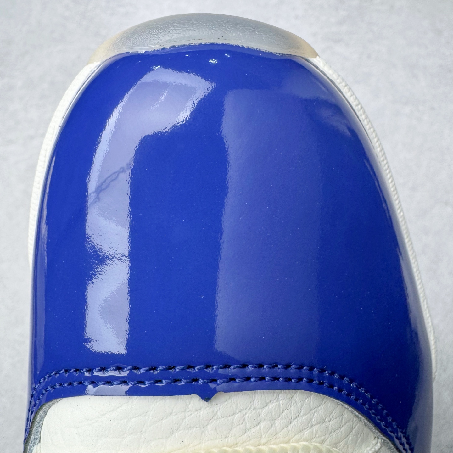 图片[17]-＃KZ神版 Air Jordan AJ11 Retro High Rare Air 高帮系列 氧化做旧宝蓝 IH0296-400 市场中端王者 耗时半年巨作 全套原纸板楦头开发 确保原汁原味 完美呈现11代版型 此版本只针对中端市场 皮料材质有所更替 其他数据细节工艺流程均保持一致绝不口嗨 细节品控鞋型随意秒杀市面3XX 原楦原档案数据开模打造 原厂中底拉帮钢印 原厂进口漆皮 防冻不开裂 原装鞋撑 水晶大底正确色度色泽 原楦原数据刺绣 原厂车缝走线及对位 毫厘不差 飞人logo采用原数据电脑刺绣 原装正品碳纤维真实碳板 增强抗扭 原内标 原盒标 正确官方原盒 防氧化水晶外底 原厂配套全掌solo气垫 进口港宝加持 后跟自然饱满 全鞋荧光划线卡点 追求极致完美 每一双都是工艺品 多重QC质检 超越公司货的品控标准 实实在在的免检产品 尺码：36 36.5 37.5 38 38.5 39 40 40.5 41 42 42.5 43 44 44.5 45 46 47.5-选品中心