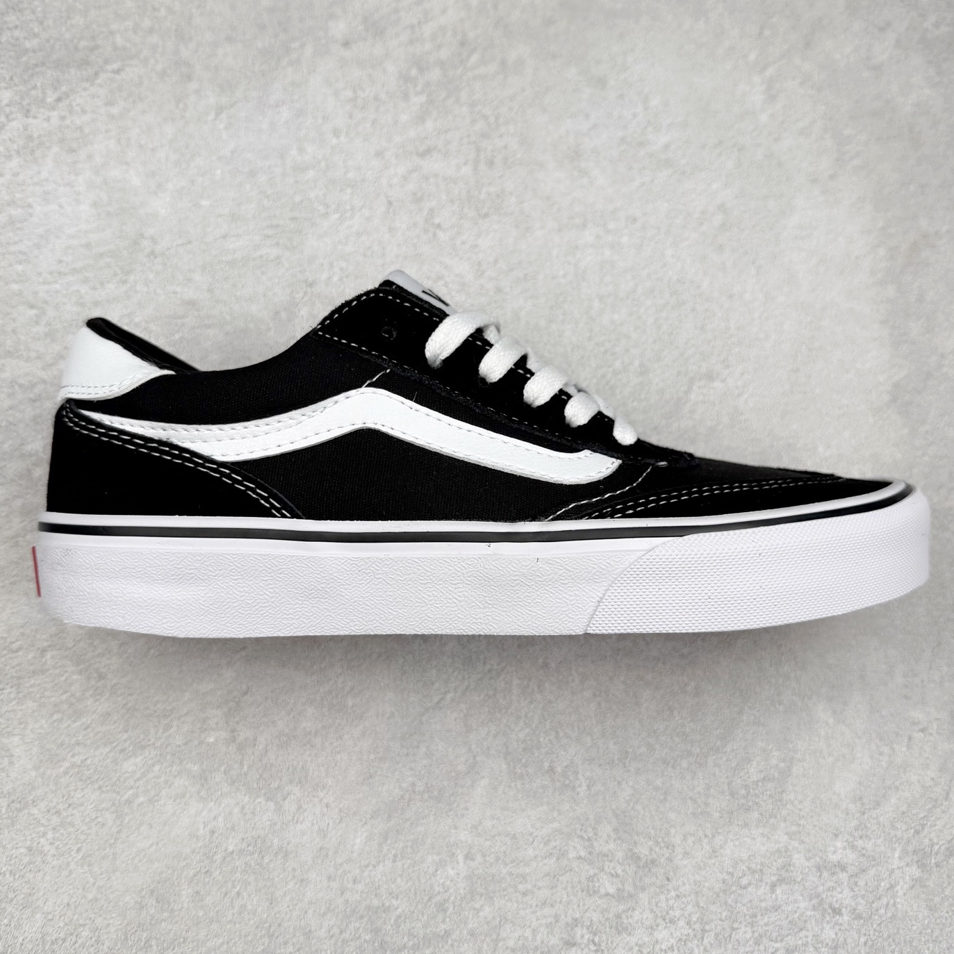 Vans Brooklyn LS 黑色 范斯官方 硫化简约复古板鞋 货号:VN000D7QLKZ 尺码:35 36 36.5 37 38 38.5 39 40 40.5 41 42 42.5 43 44-选品中心